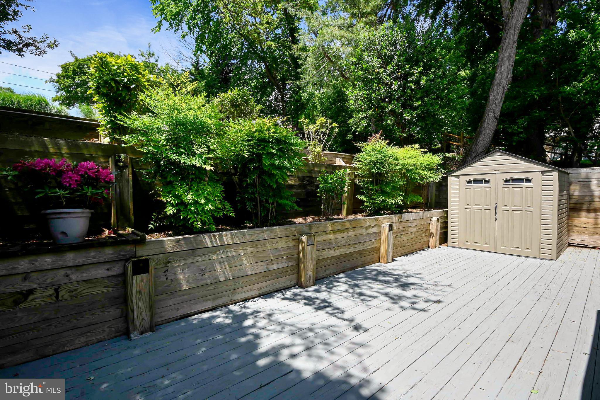 QUEEN ANNE HILL - Residential