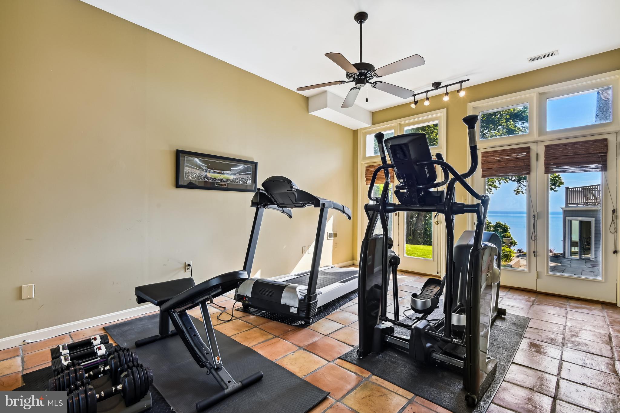 QUEEN ANNE HILL - Residential