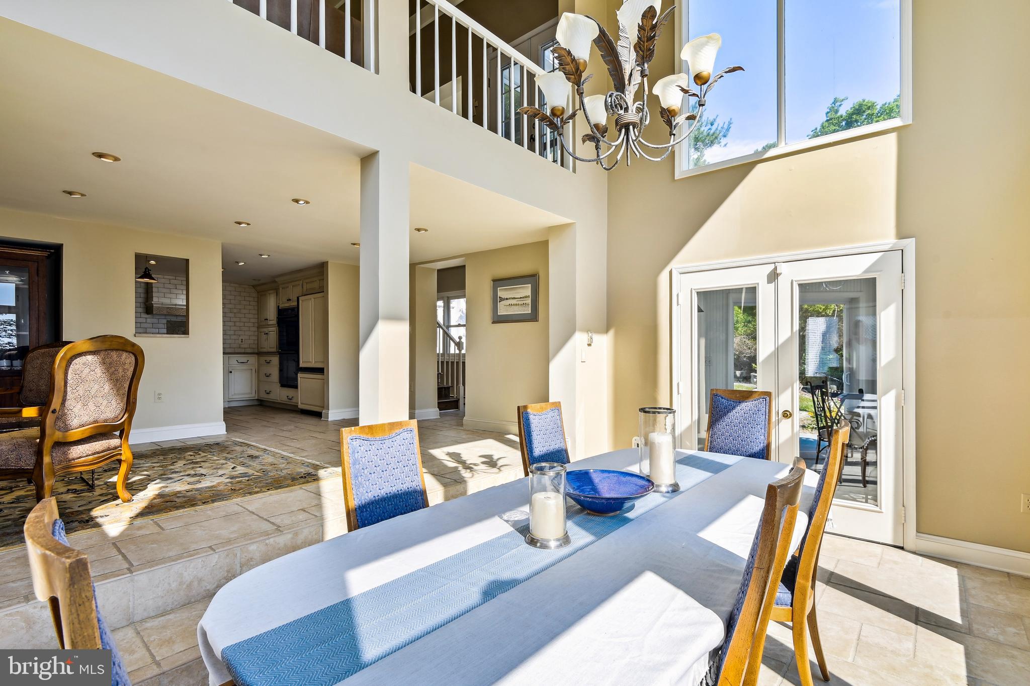 QUEEN ANNE HILL - Residential