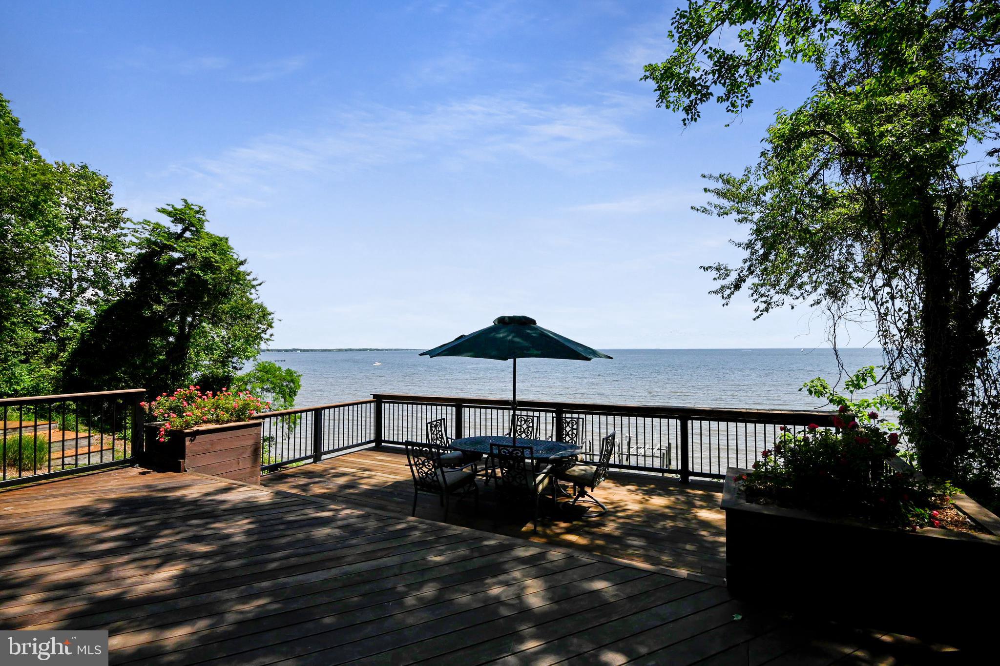 QUEEN ANNE HILL - Residential