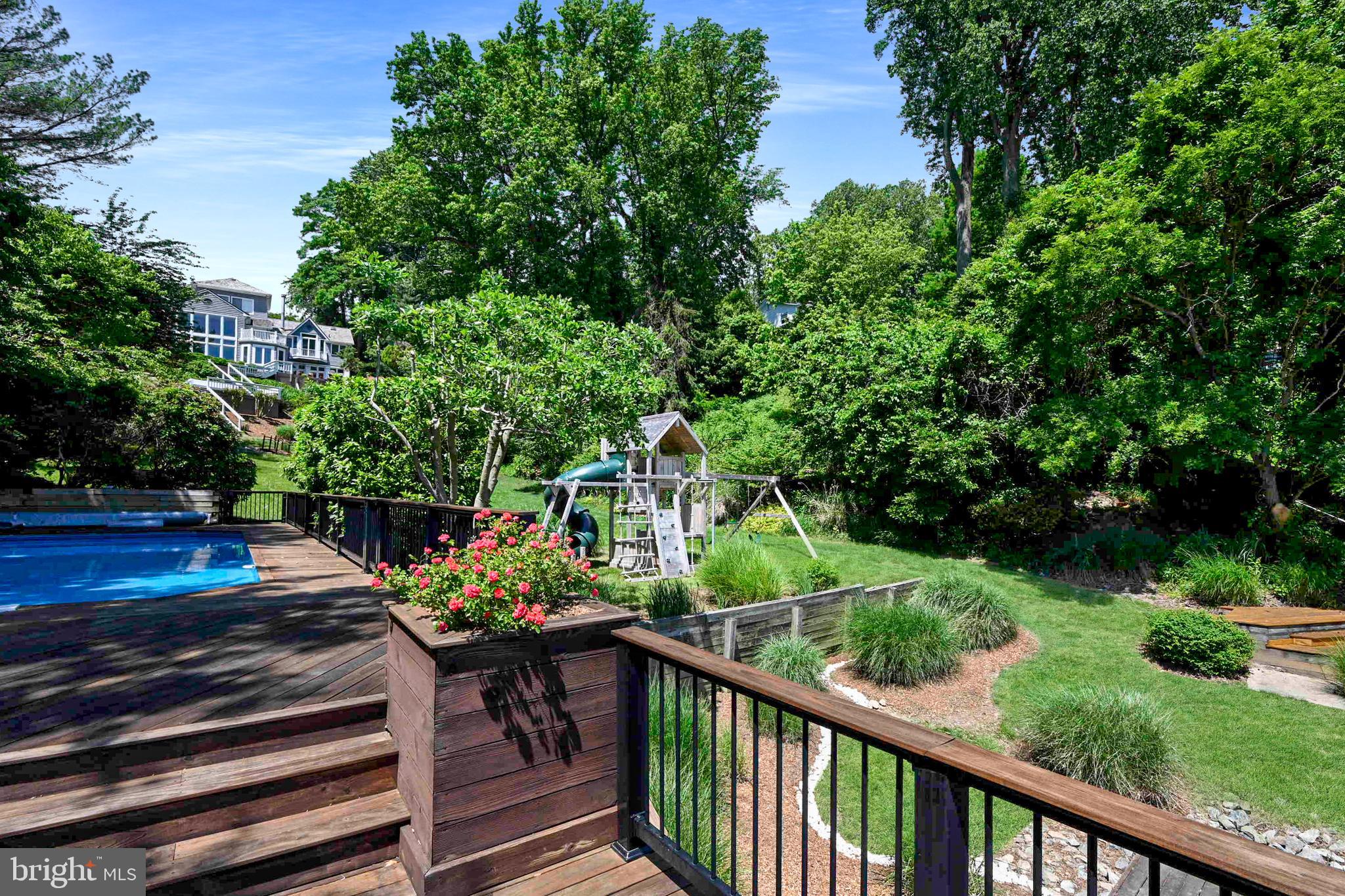 QUEEN ANNE HILL - Residential