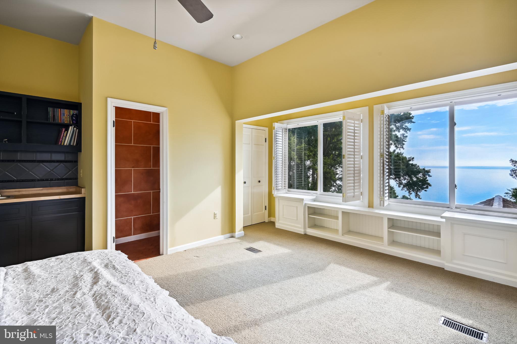 QUEEN ANNE HILL - Residential