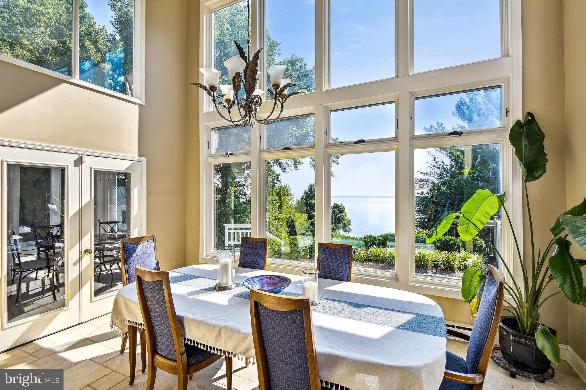 QUEEN ANNE HILL - Residential