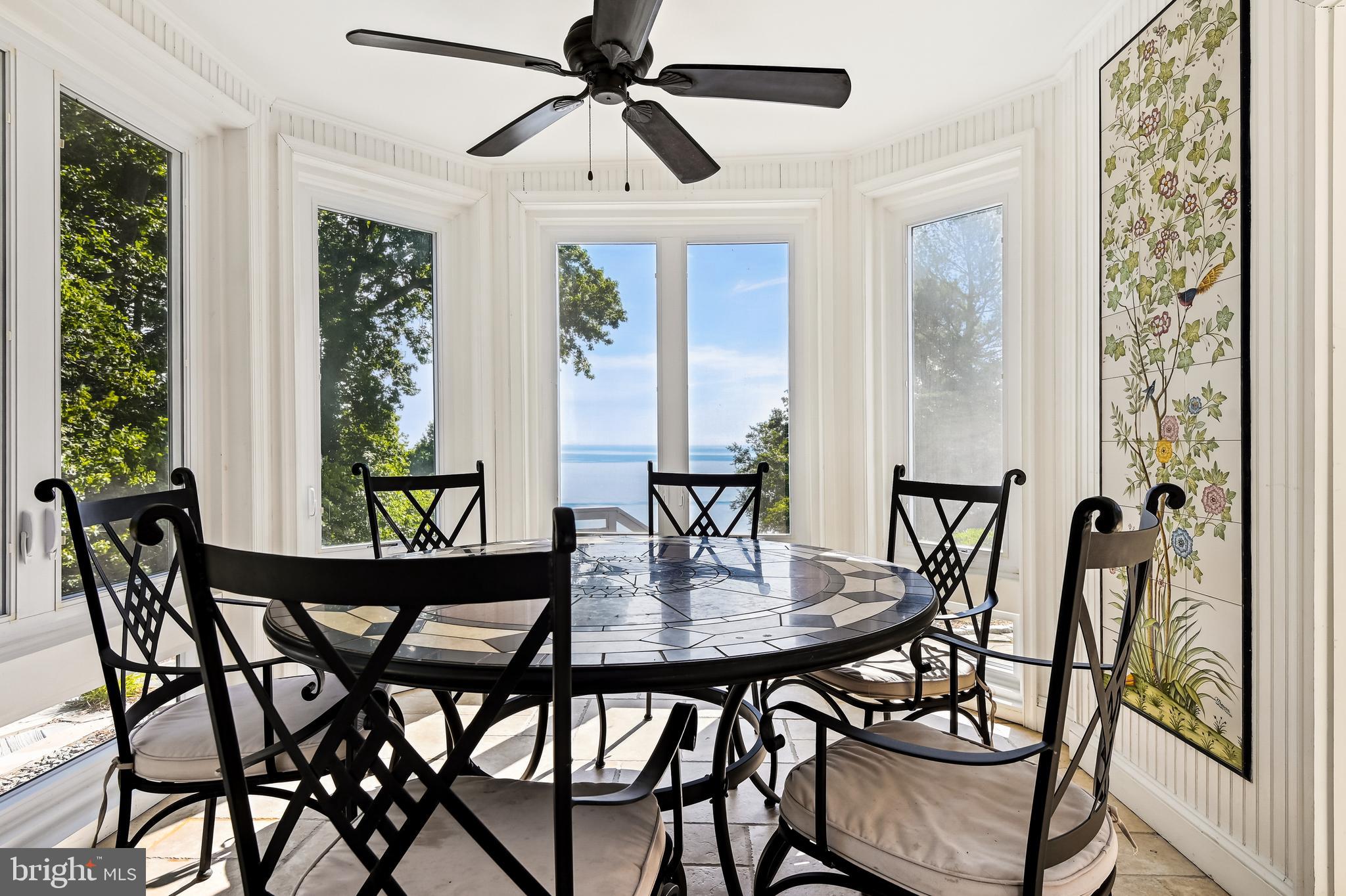 QUEEN ANNE HILL - Residential