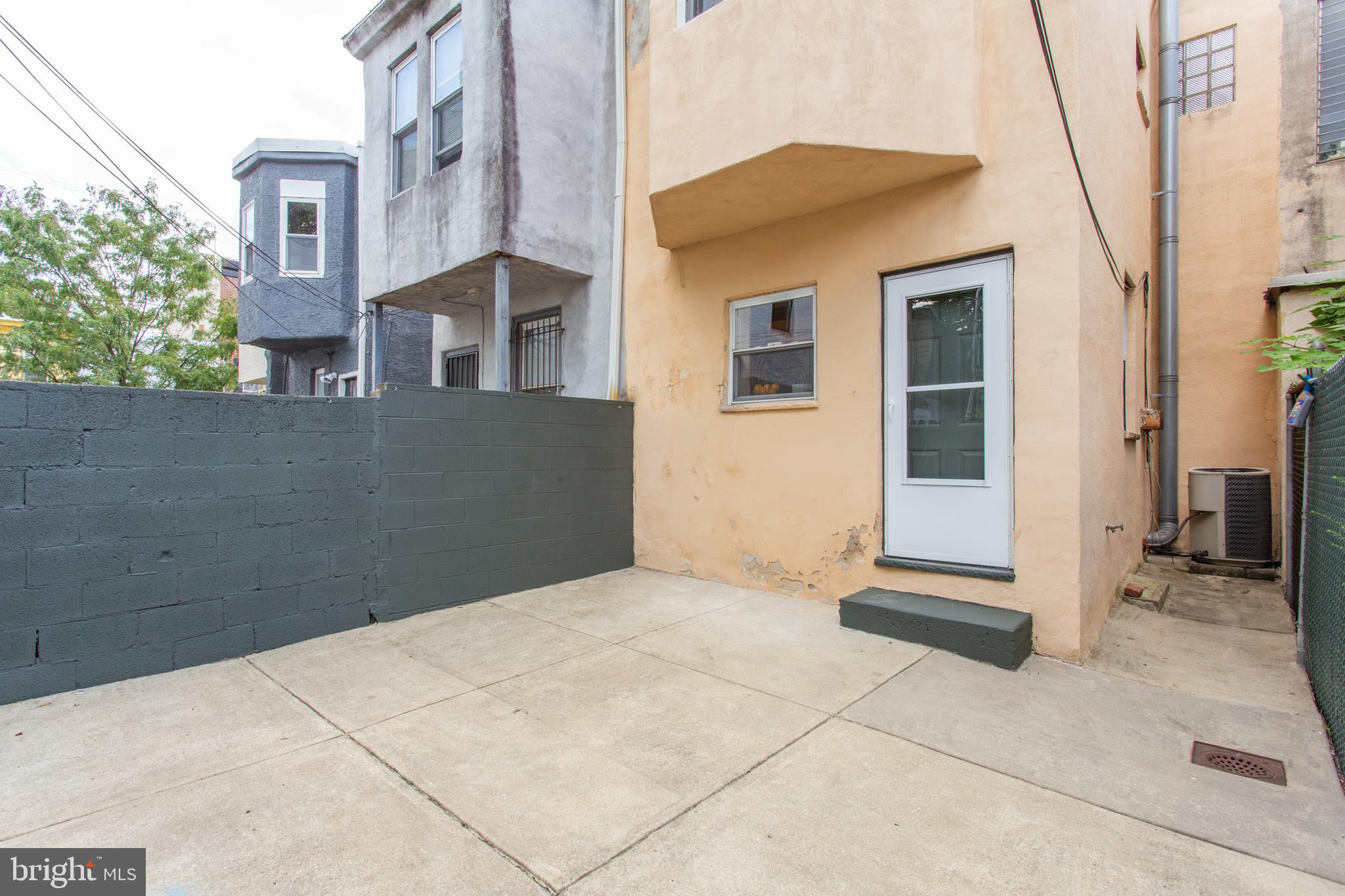 POINT BREEZE - Residential Lease