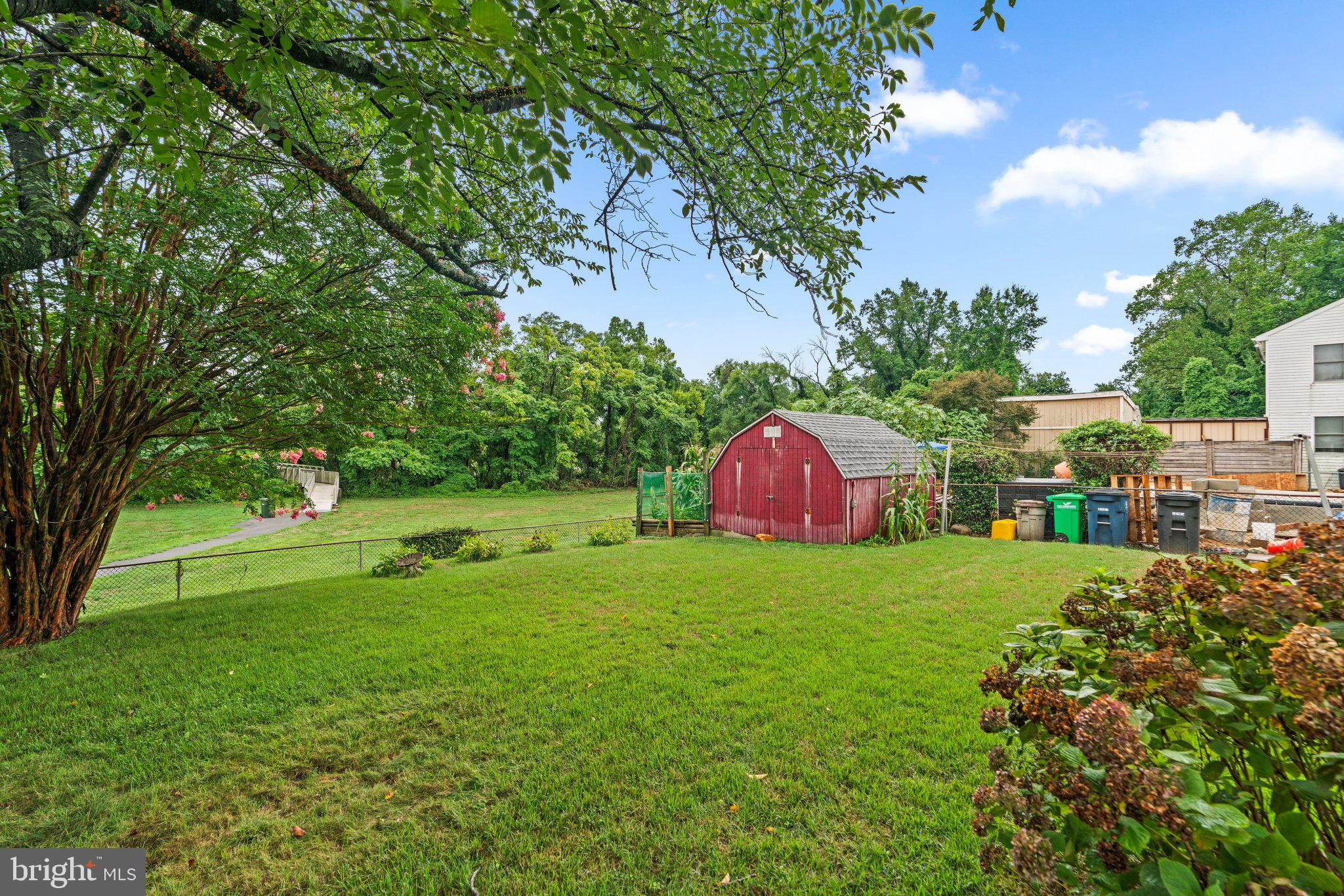 PARKLAWN - Residential