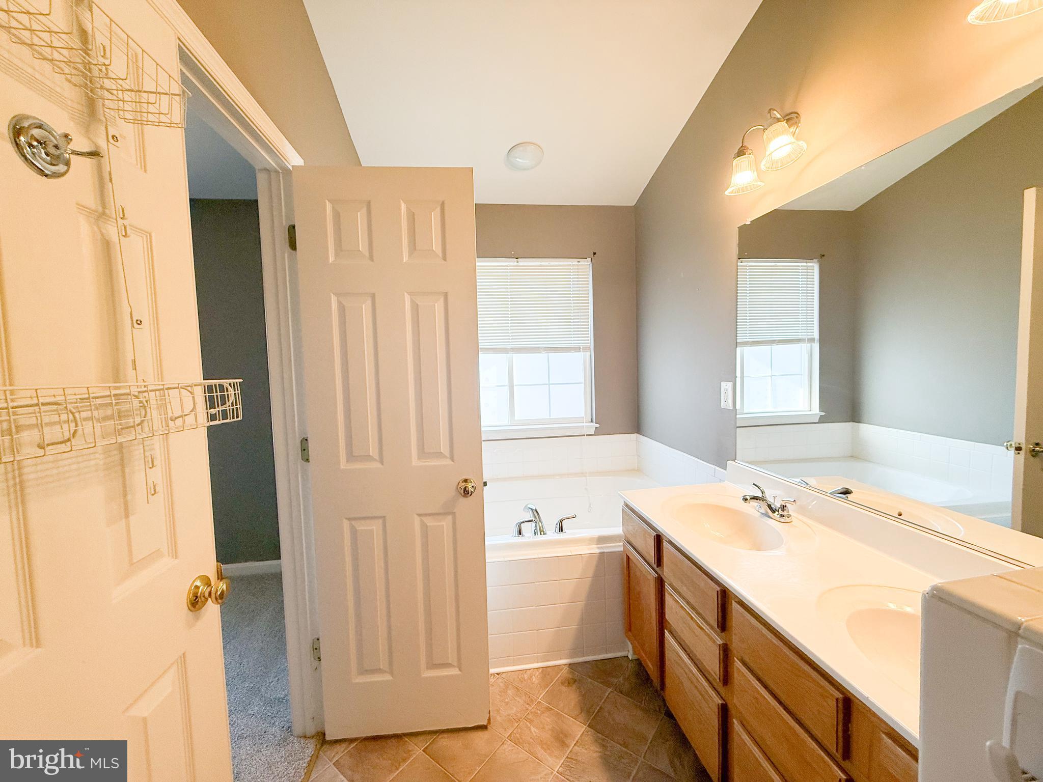 DOGWOODS - Residential Lease