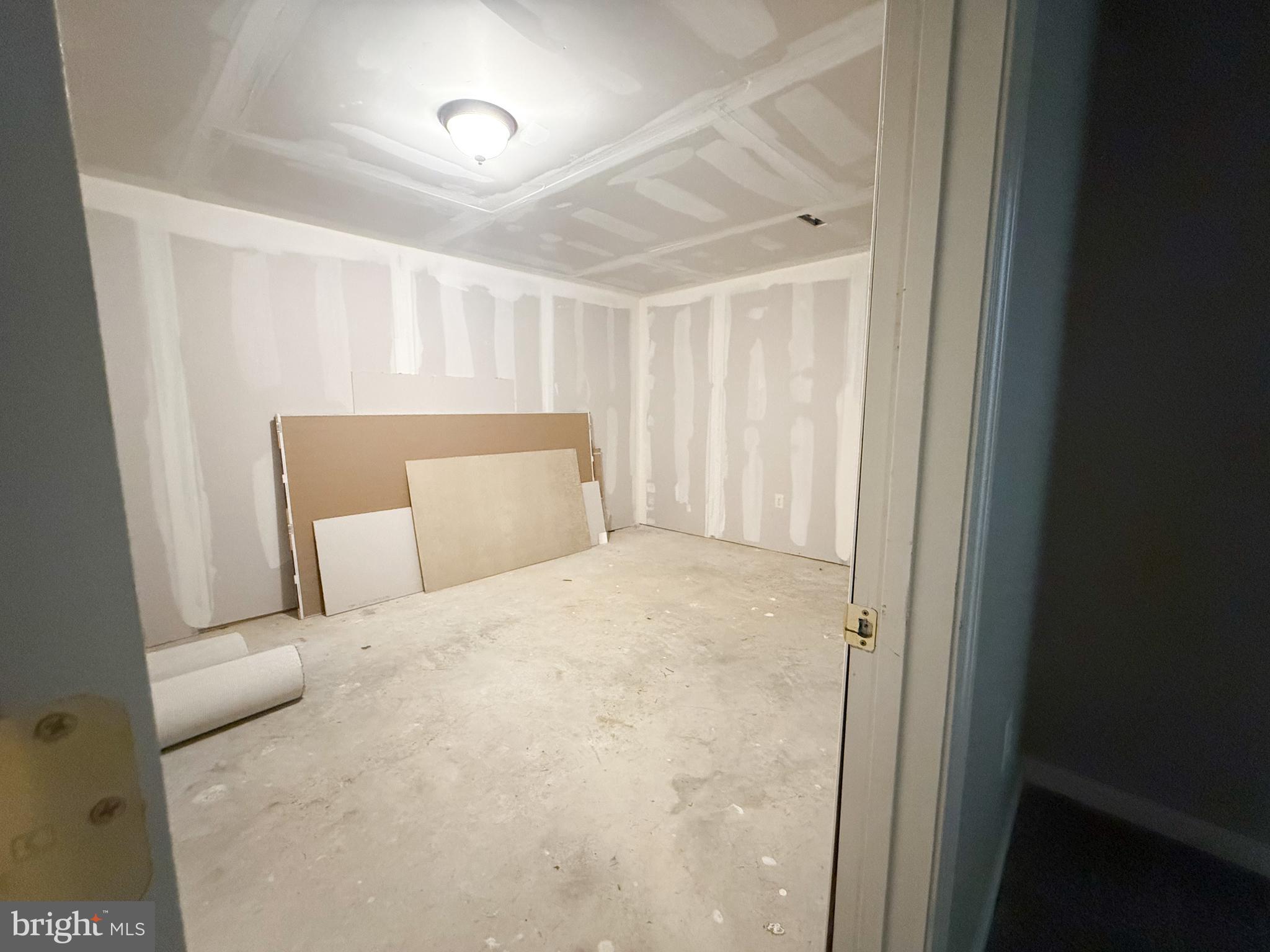 DOGWOODS - Residential Lease