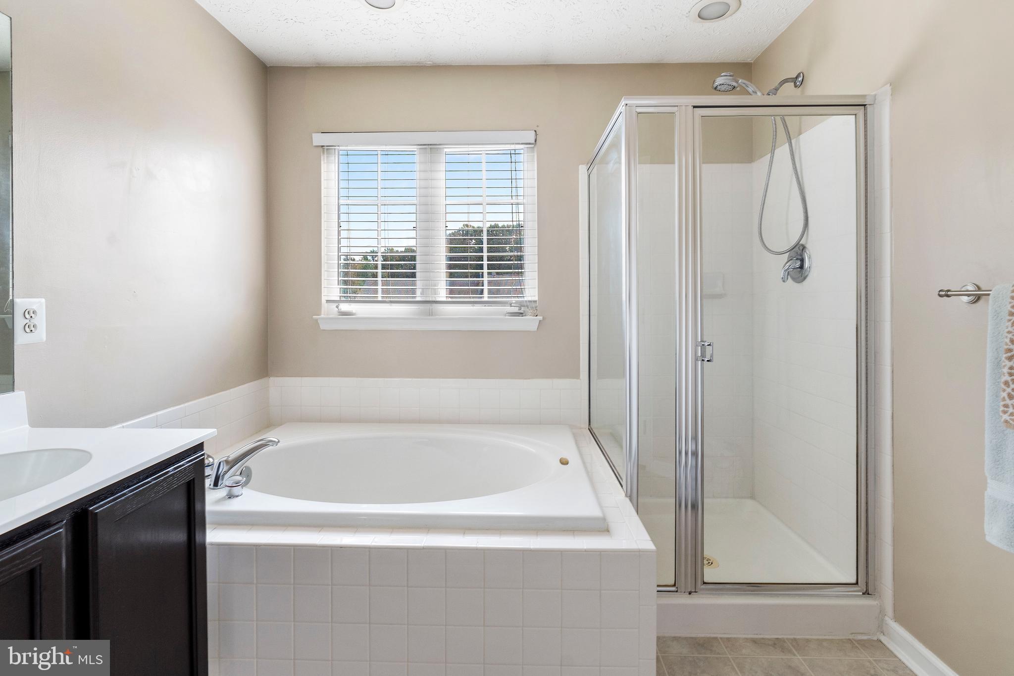 ABINGDON ESTATES - Residential