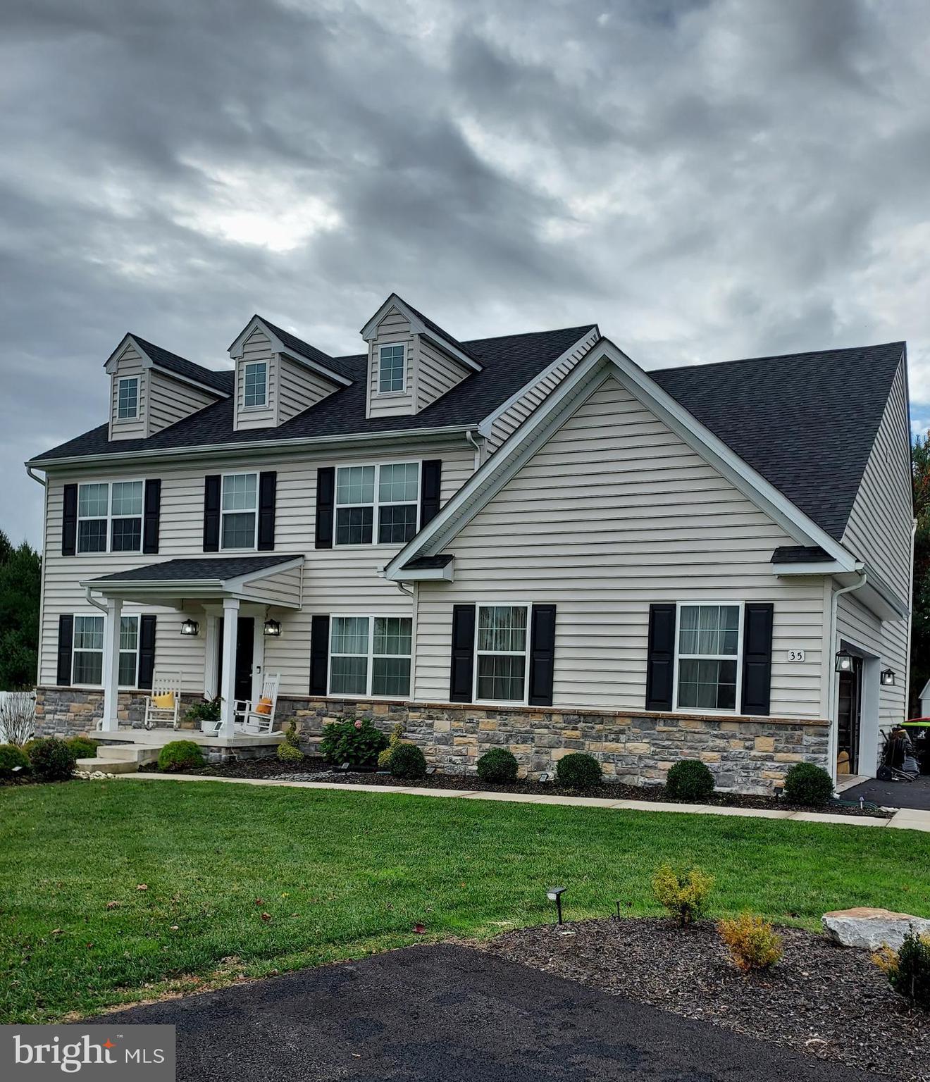 LARSONS RESERVE AT ANDORA - Residential