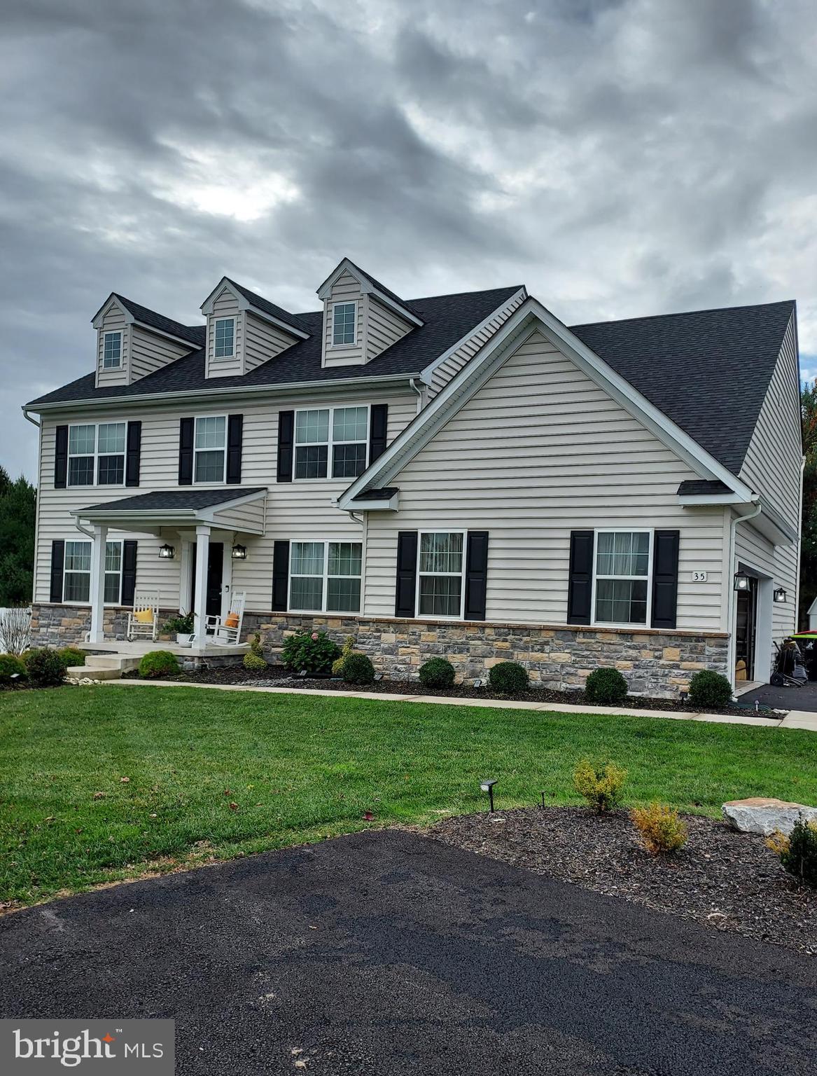 LARSONS RESERVE AT ANDORA - Residential