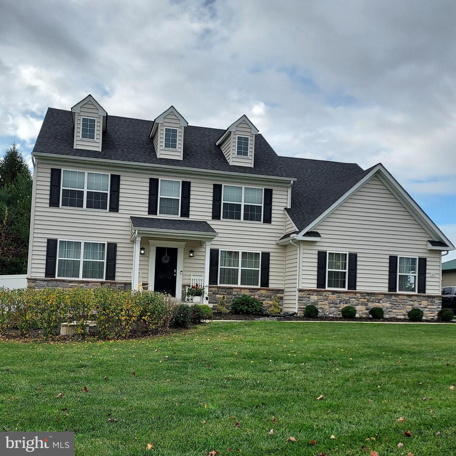 LARSONS RESERVE AT ANDORA - Residential