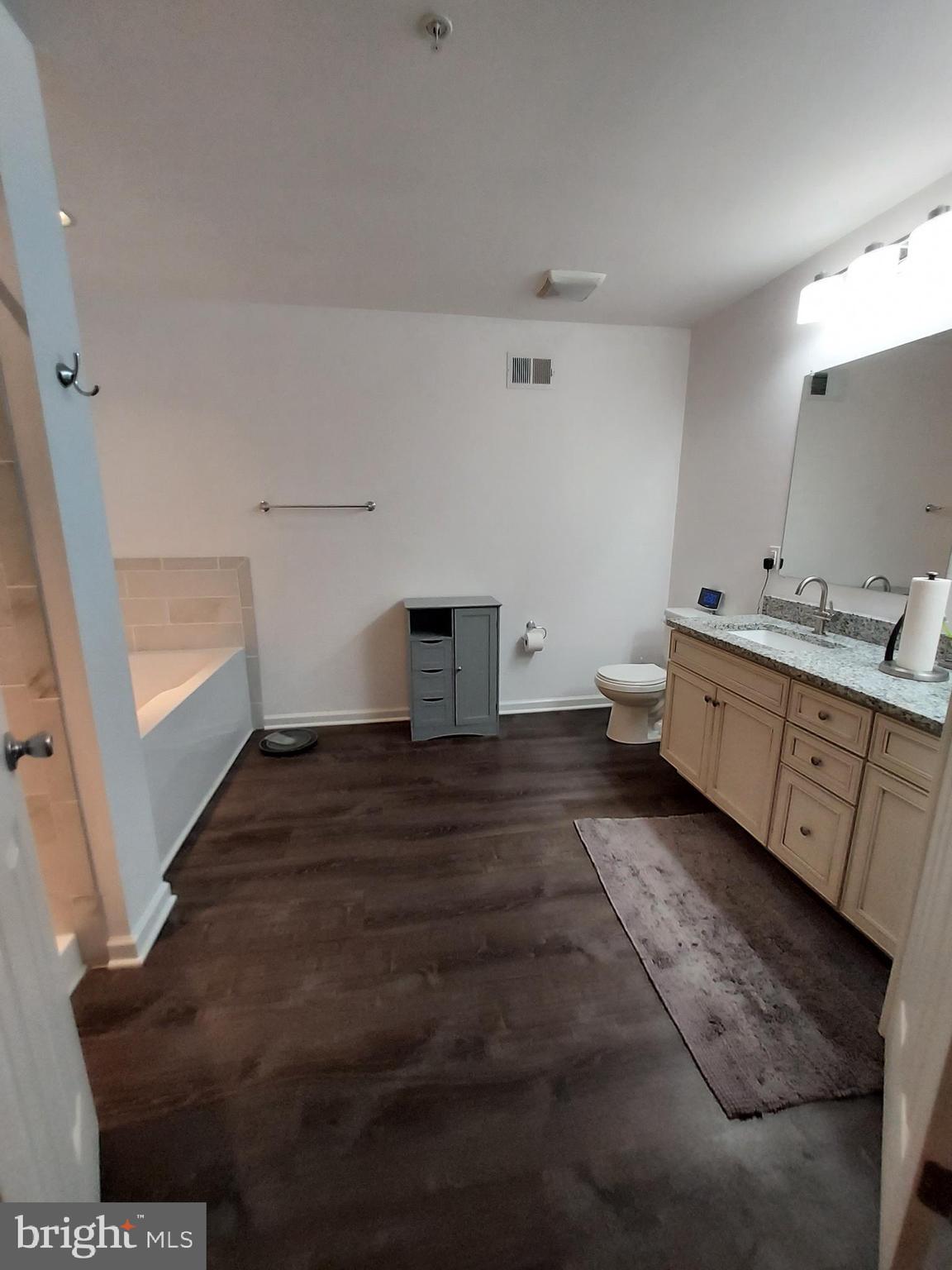 LARSONS RESERVE AT ANDORA - Residential