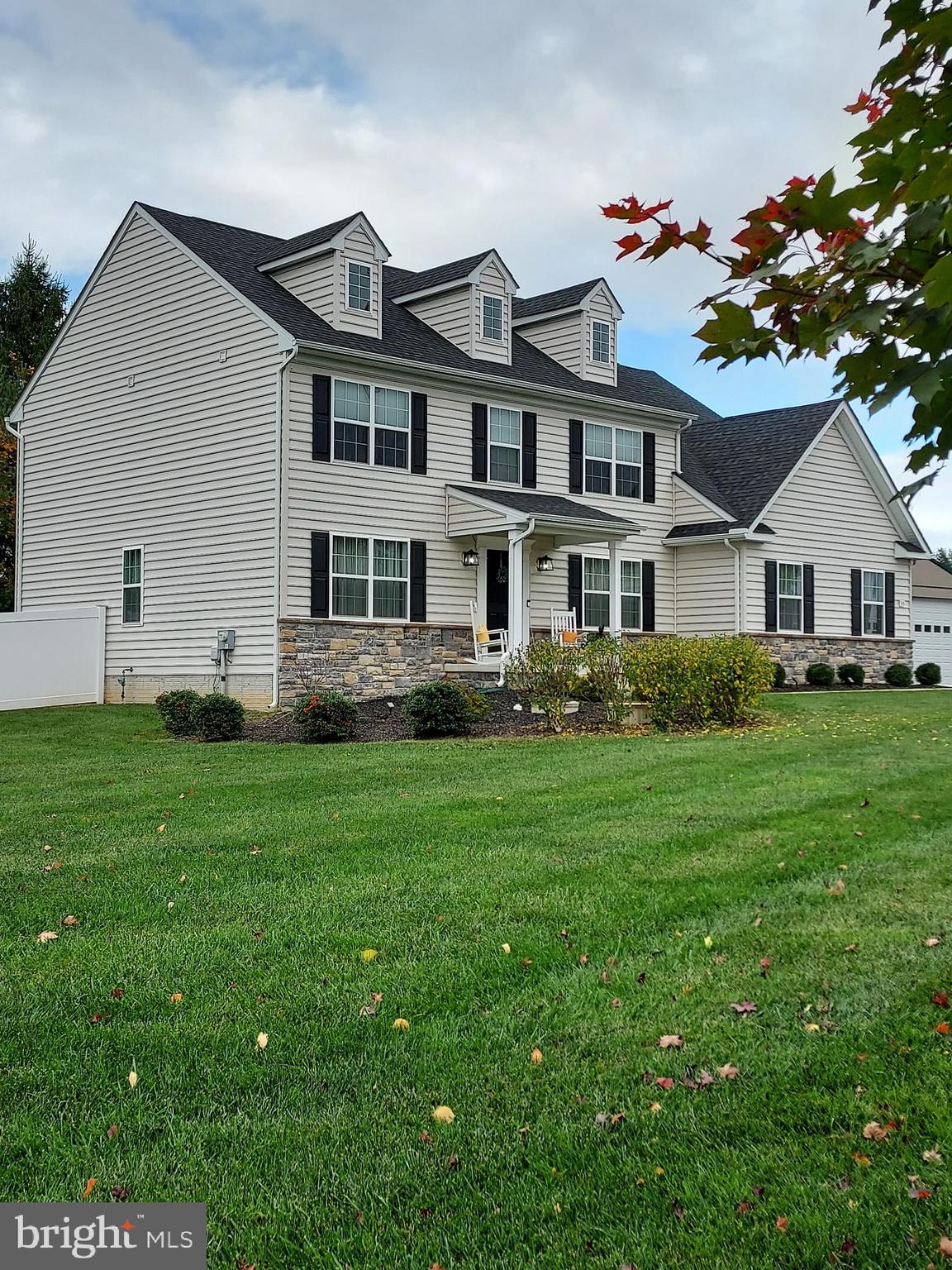 LARSONS RESERVE AT ANDORA - Residential