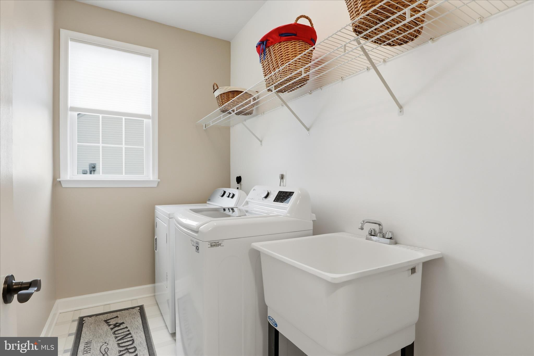 FIELDS OF NOTTINGHAM - Residential