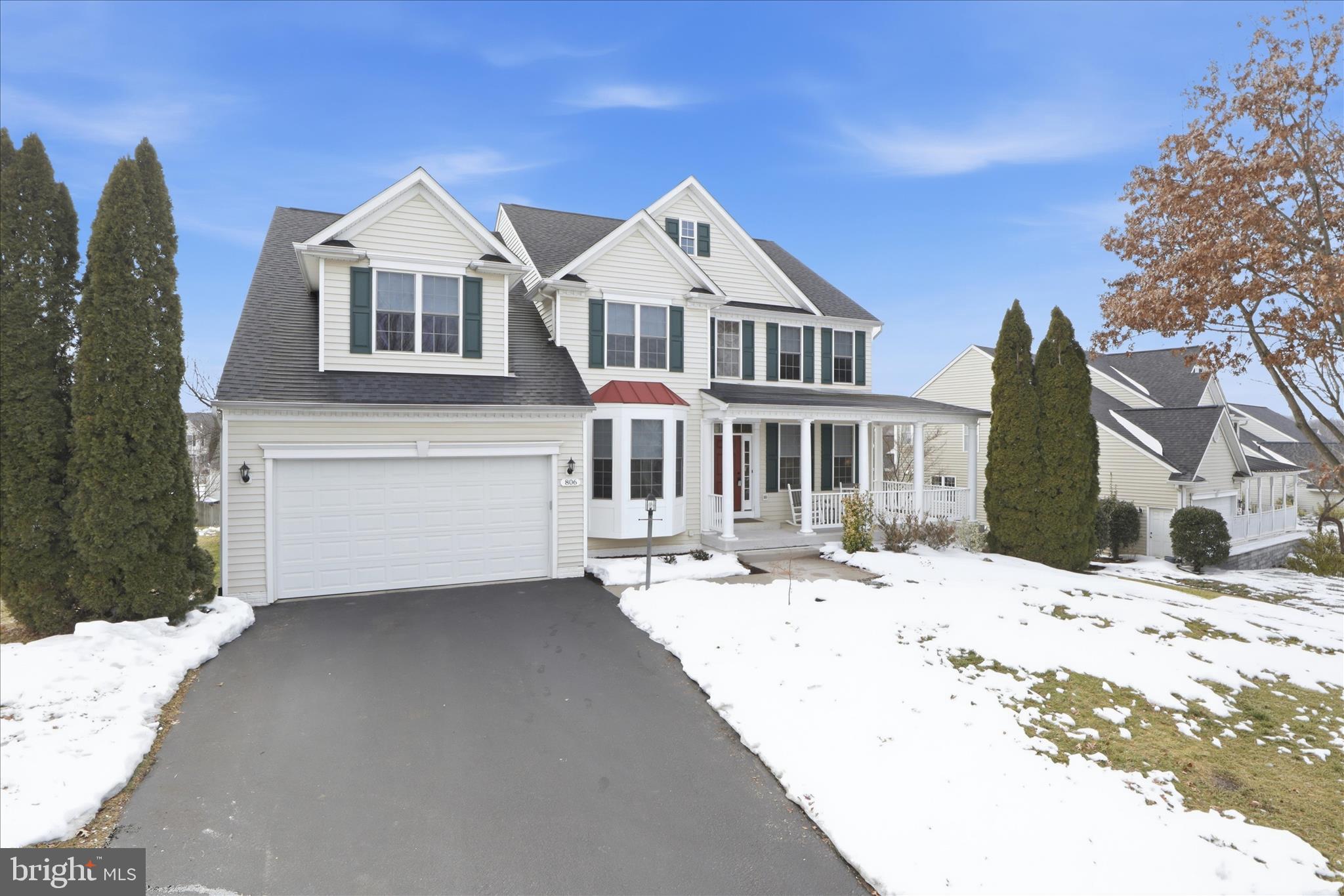 806 KINGSBRIDGE TERRACE