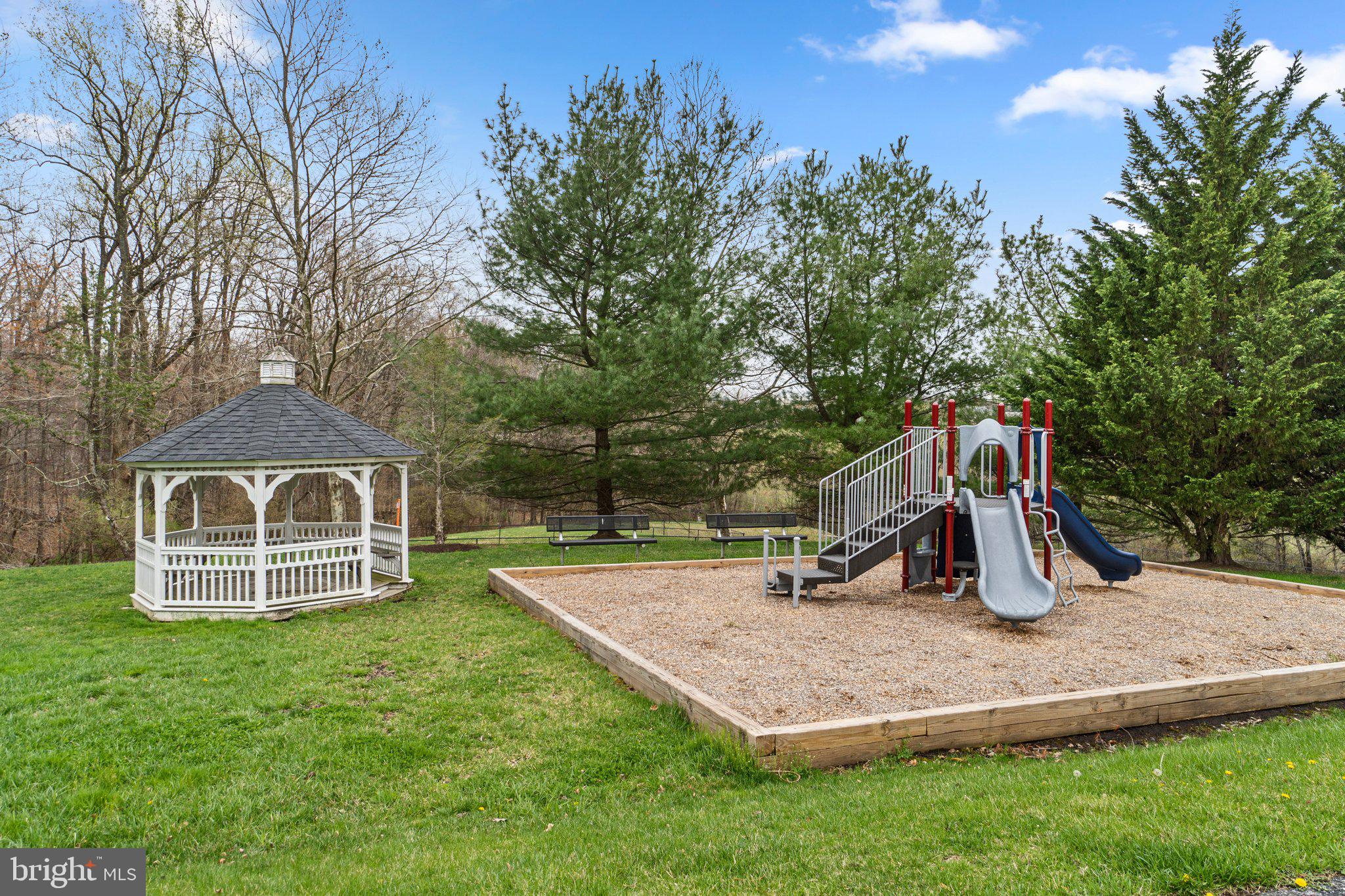 FIELDS OF NOTTINGHAM - Residential