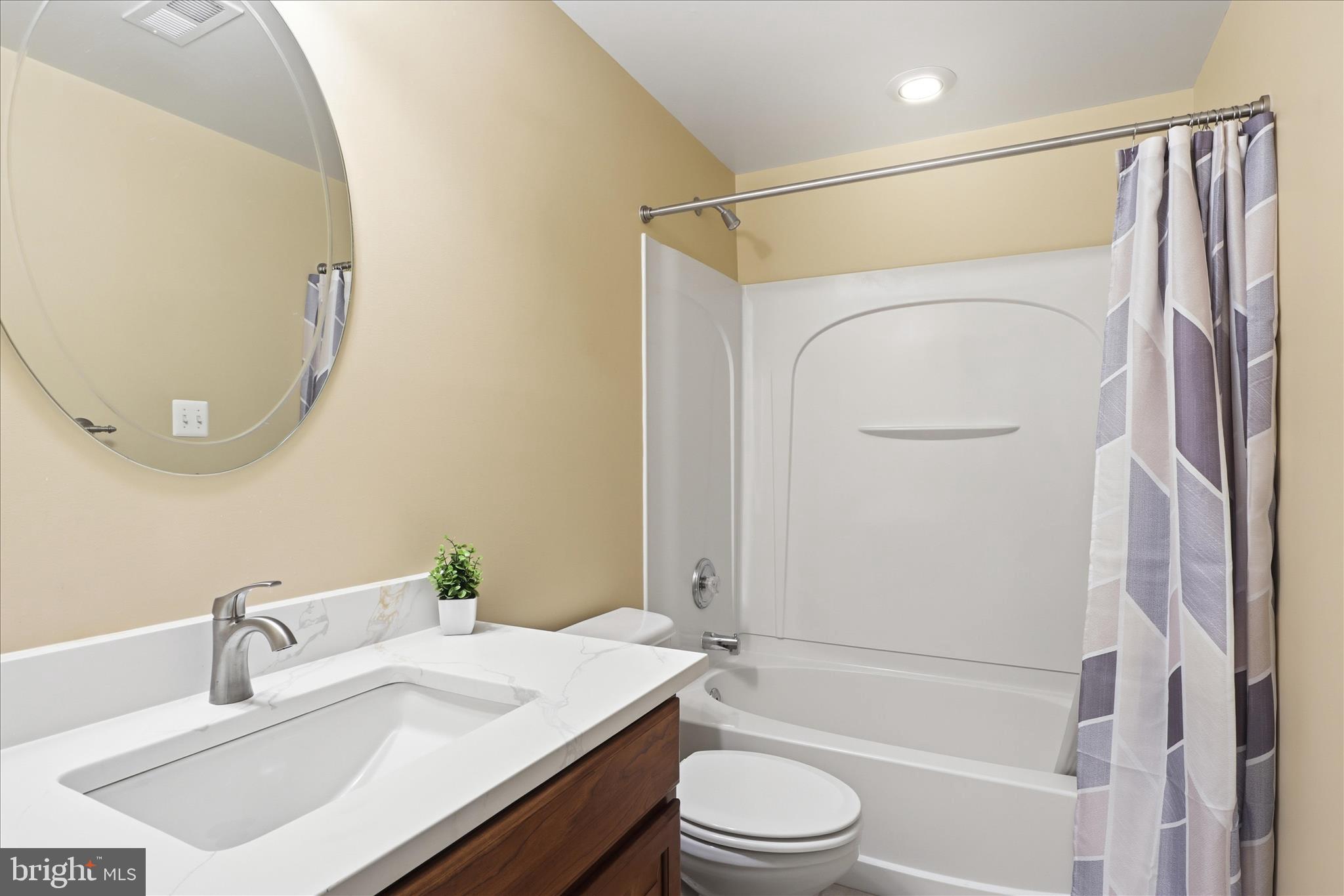 FIELDS OF NOTTINGHAM - Residential