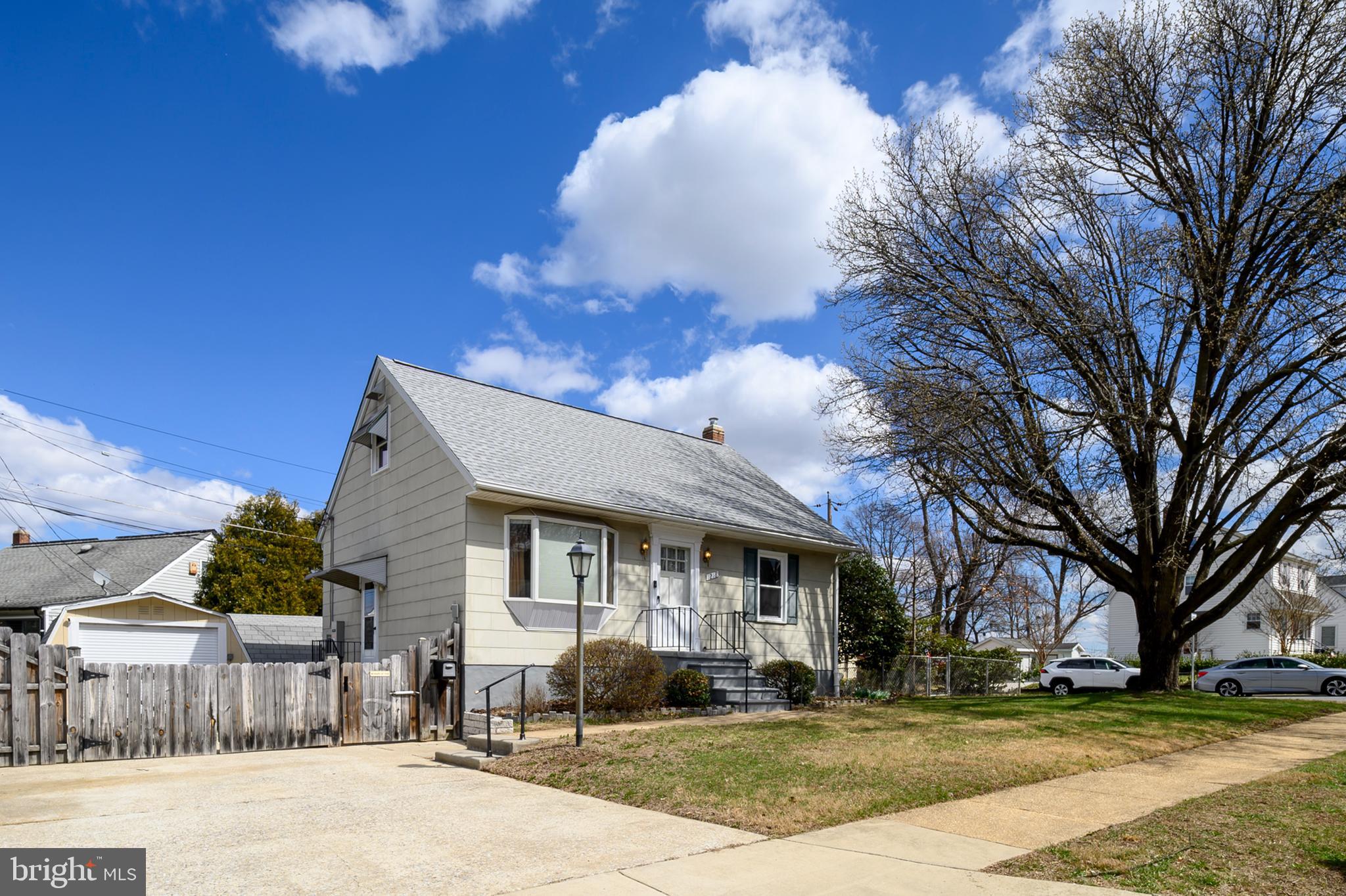 1218 OAKLAND TERRACE ROAD