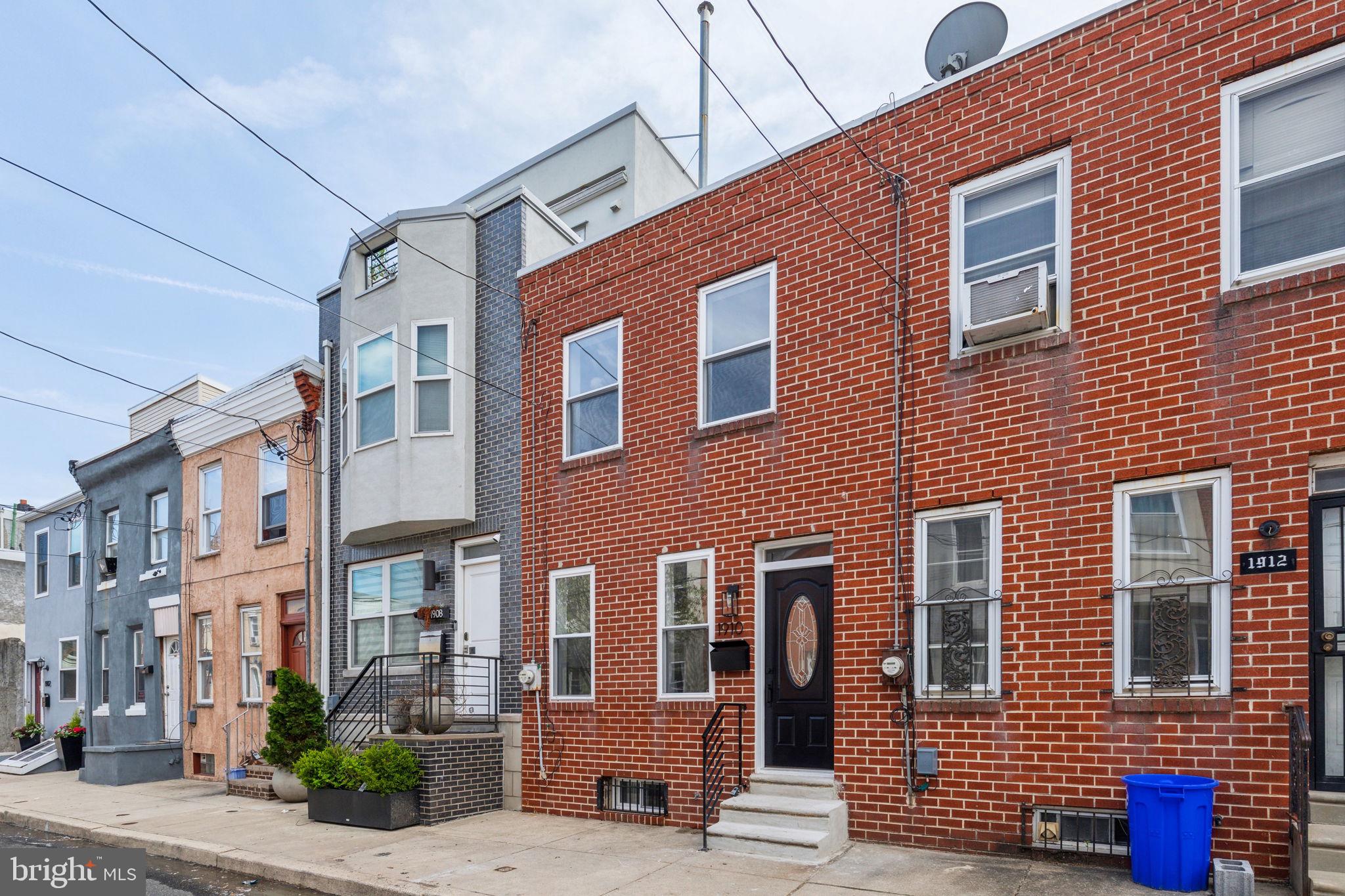 POINT BREEZE - Residential