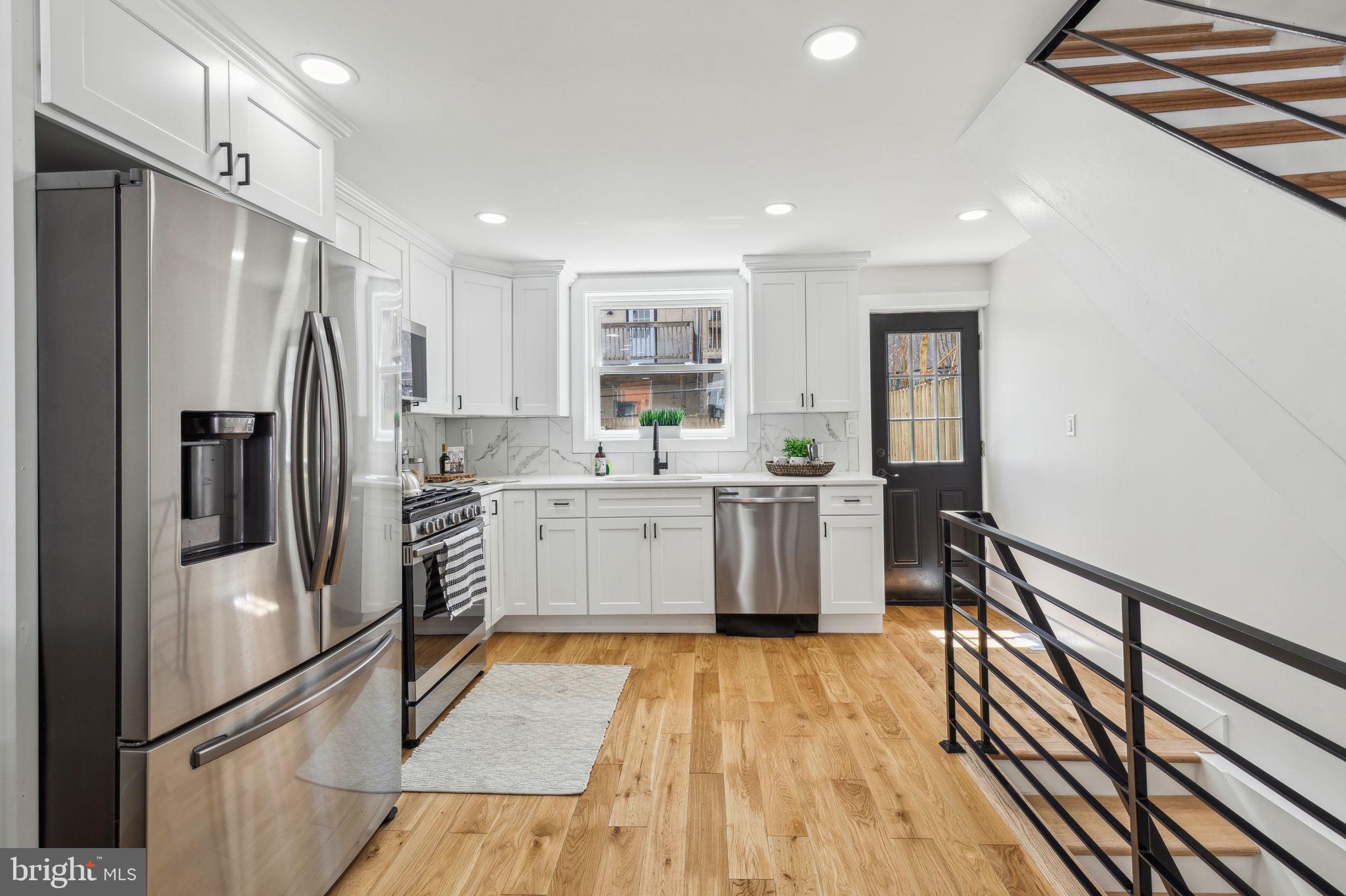 POINT BREEZE - Residential