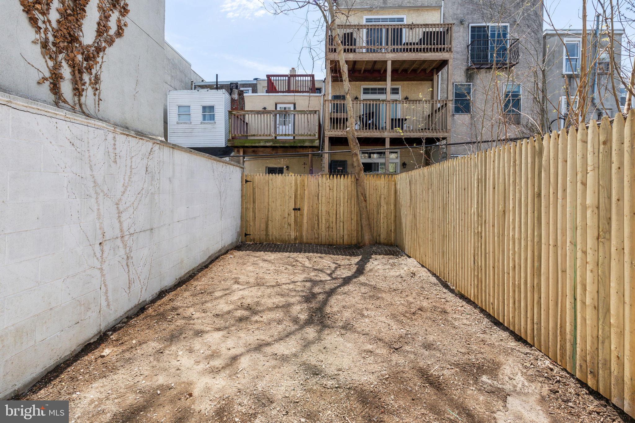 POINT BREEZE - Residential