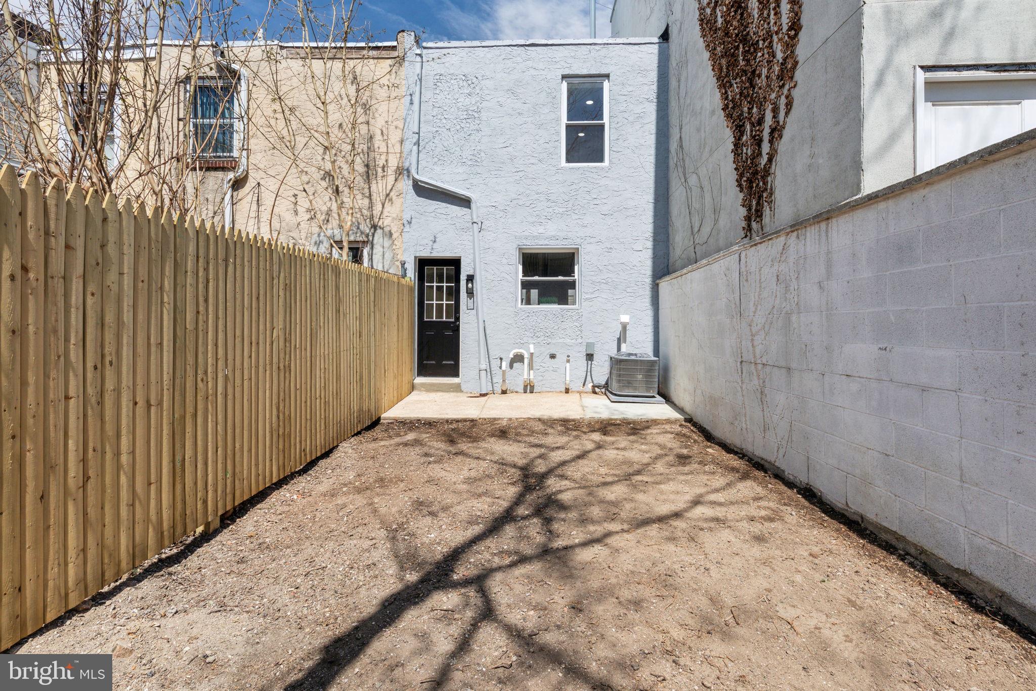 POINT BREEZE - Residential