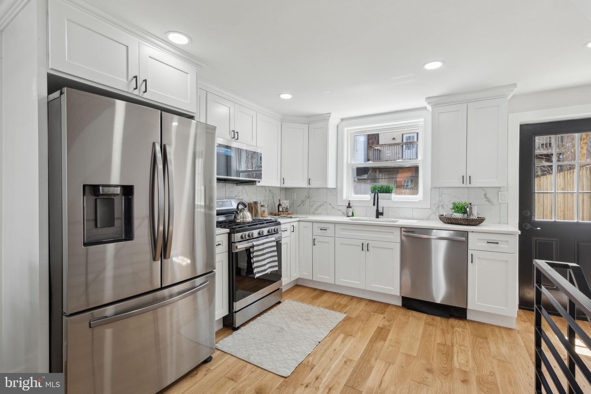 POINT BREEZE - Residential