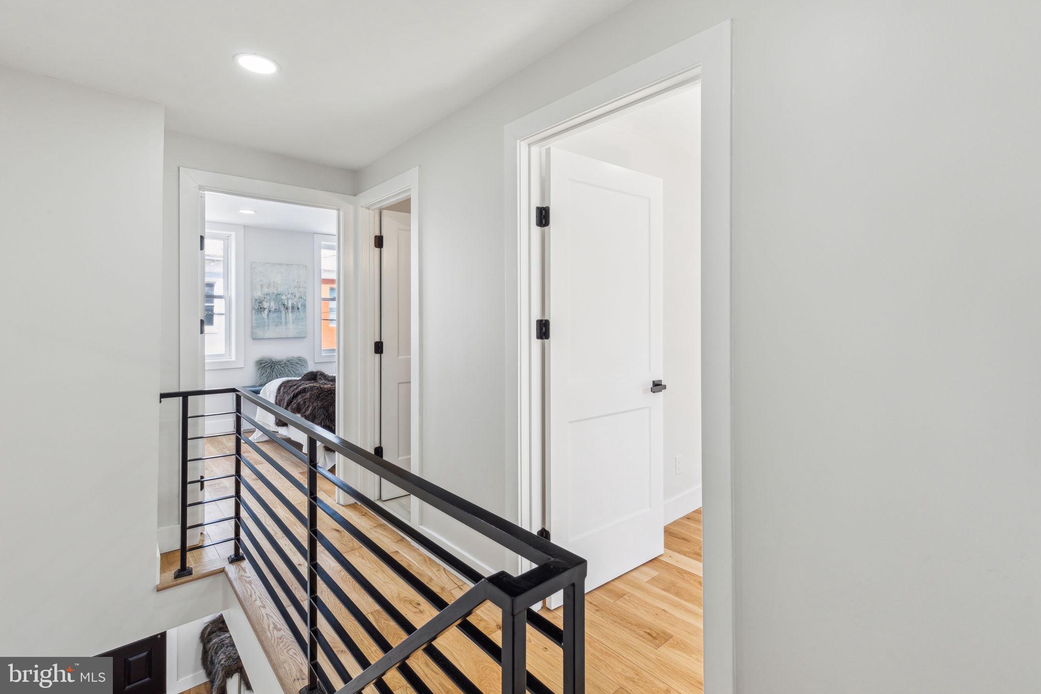 POINT BREEZE - Residential