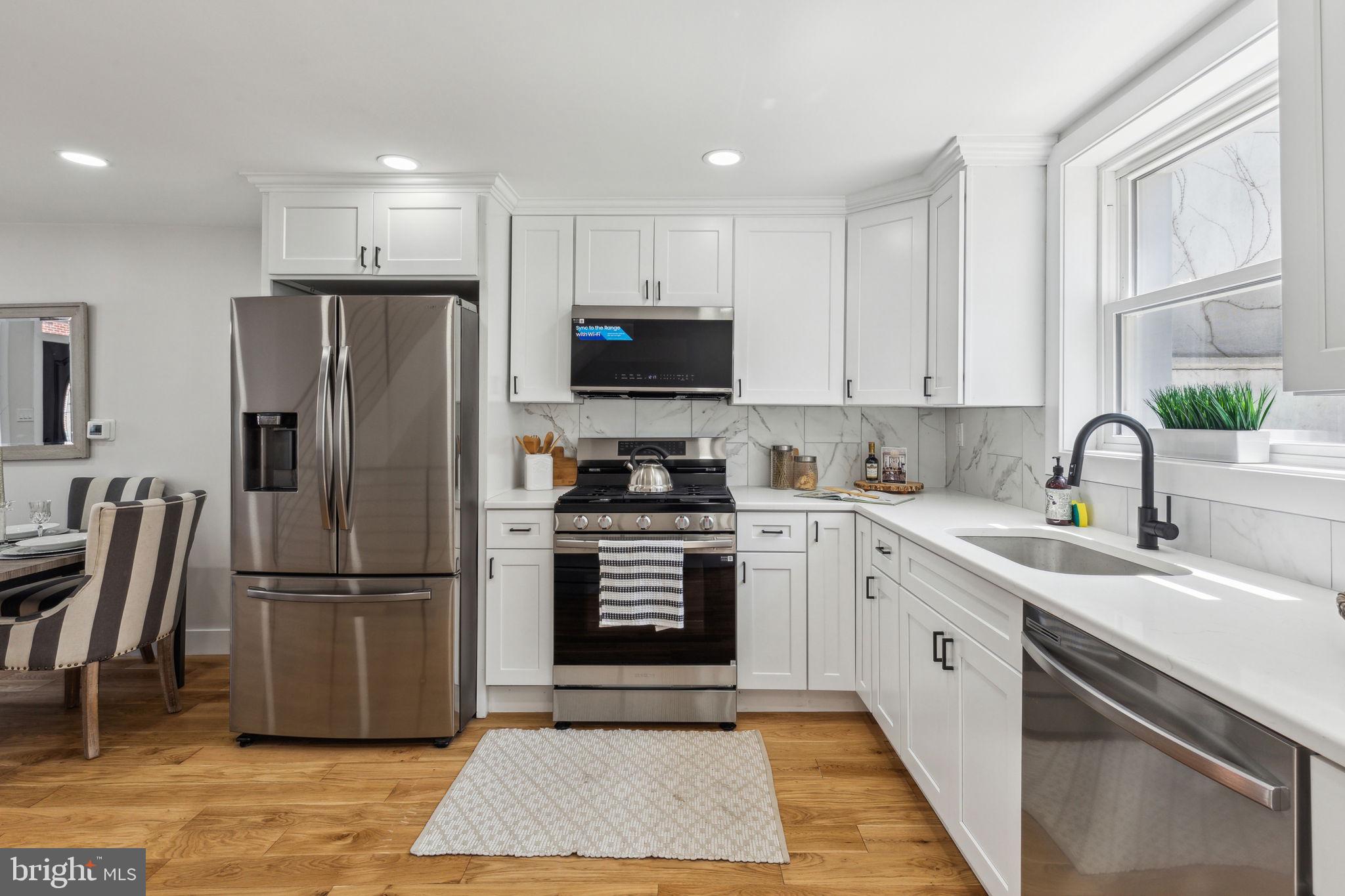 POINT BREEZE - Residential