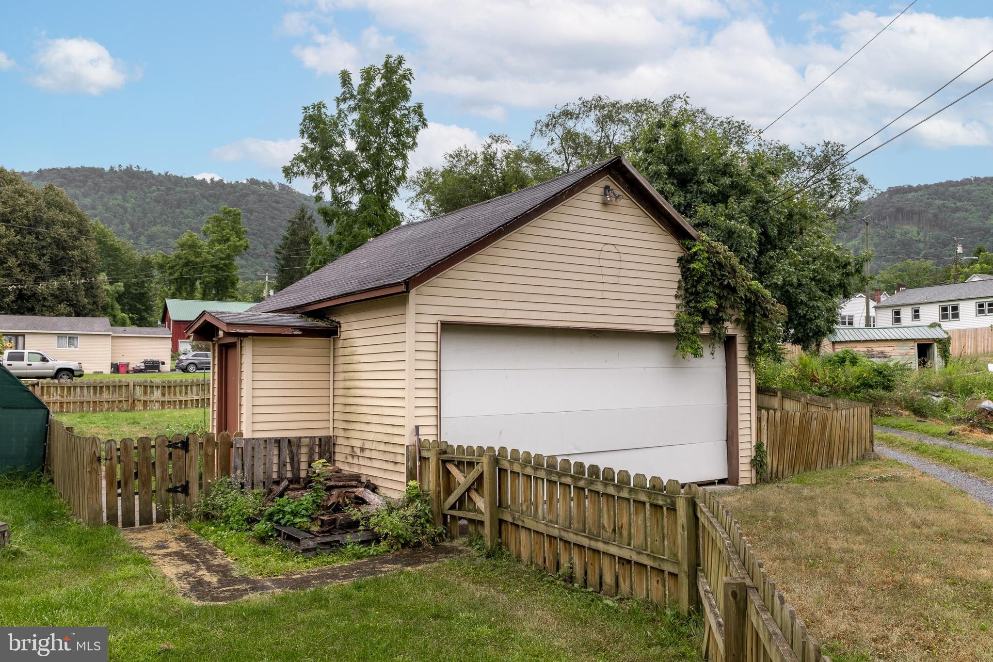 PLEASANT GAP - Residential