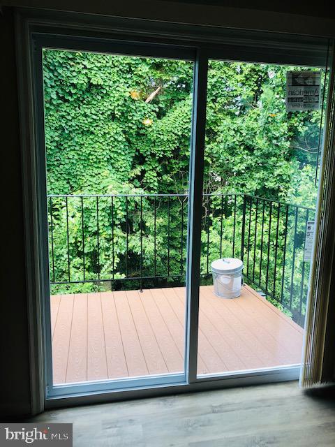 CHESTERFIELD GARDEN CONDOMINIUM - Residential Lease