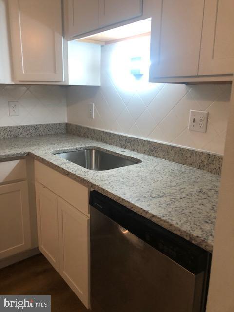 CHESTERFIELD GARDEN CONDOMINIUM - Residential Lease