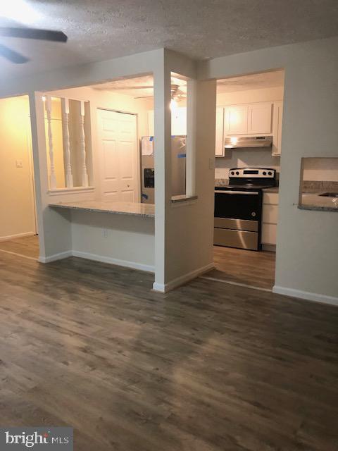 CHESTERFIELD GARDEN CONDOMINIUM - Residential Lease