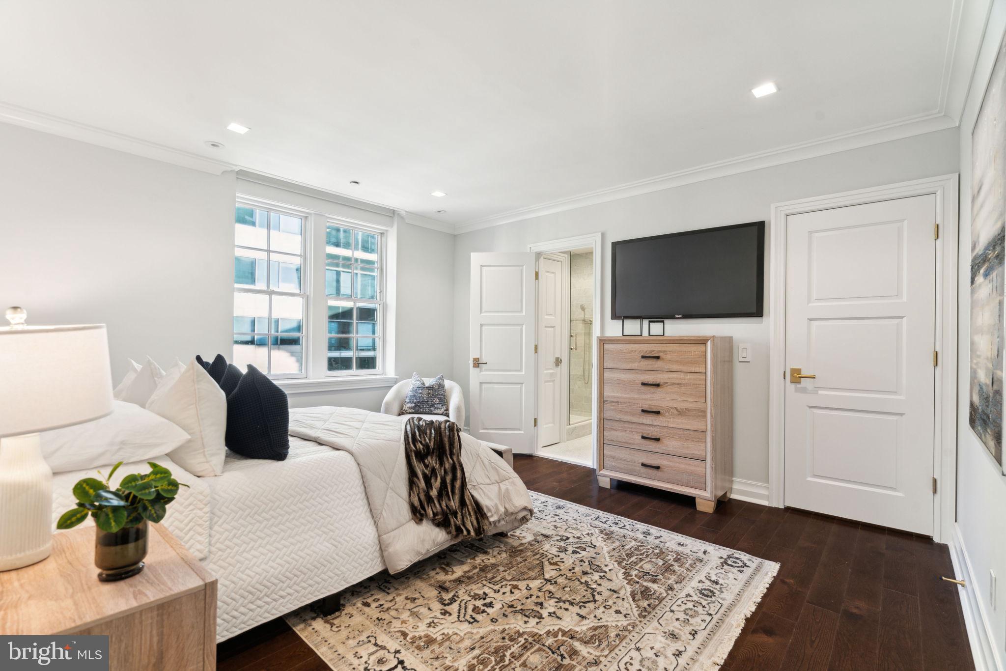 RITTENHOUSE SQUARE - Residential