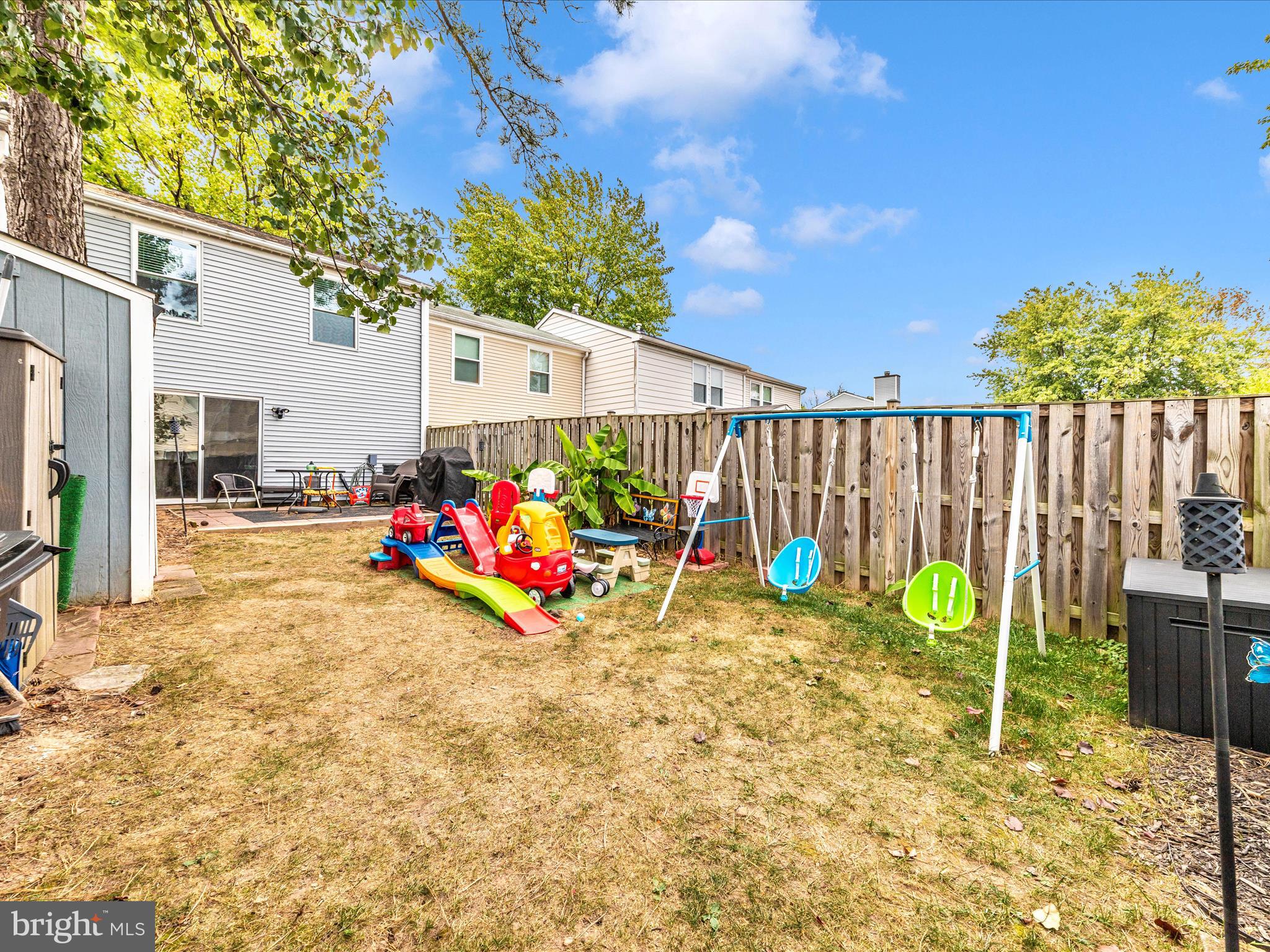 HILLCREST ORCHARDS - Residential