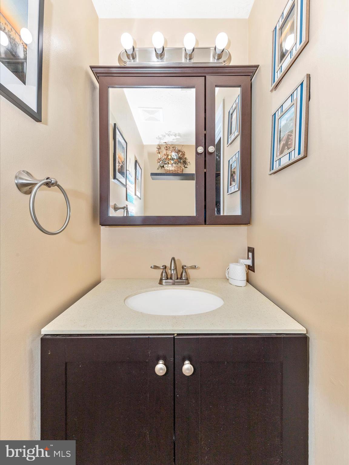 HILLCREST ORCHARDS - Residential