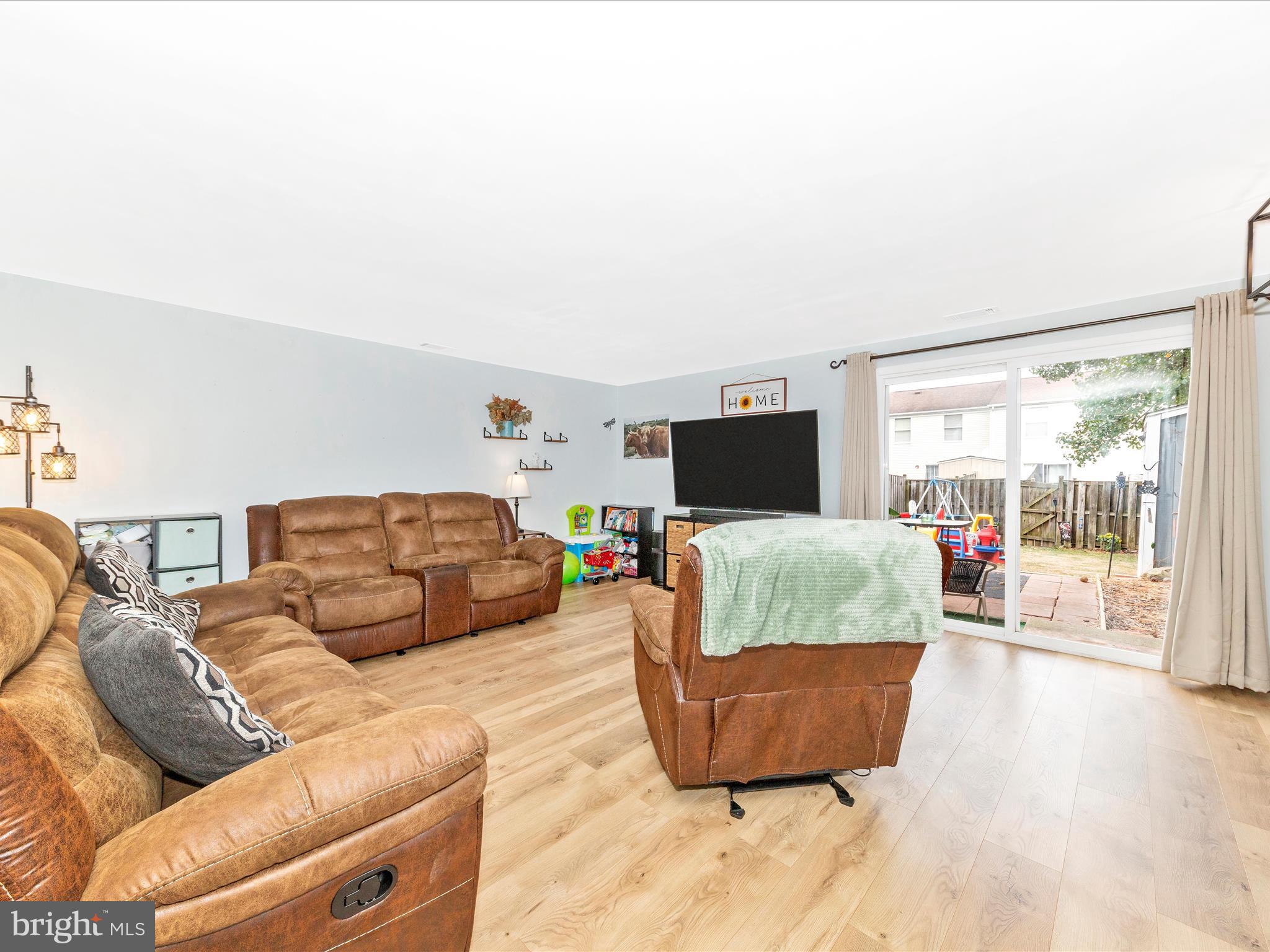 HILLCREST ORCHARDS - Residential