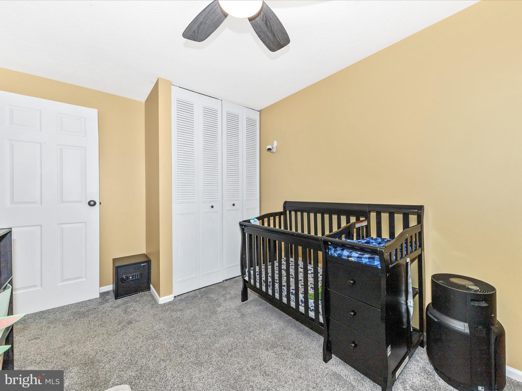 HILLCREST ORCHARDS - Residential