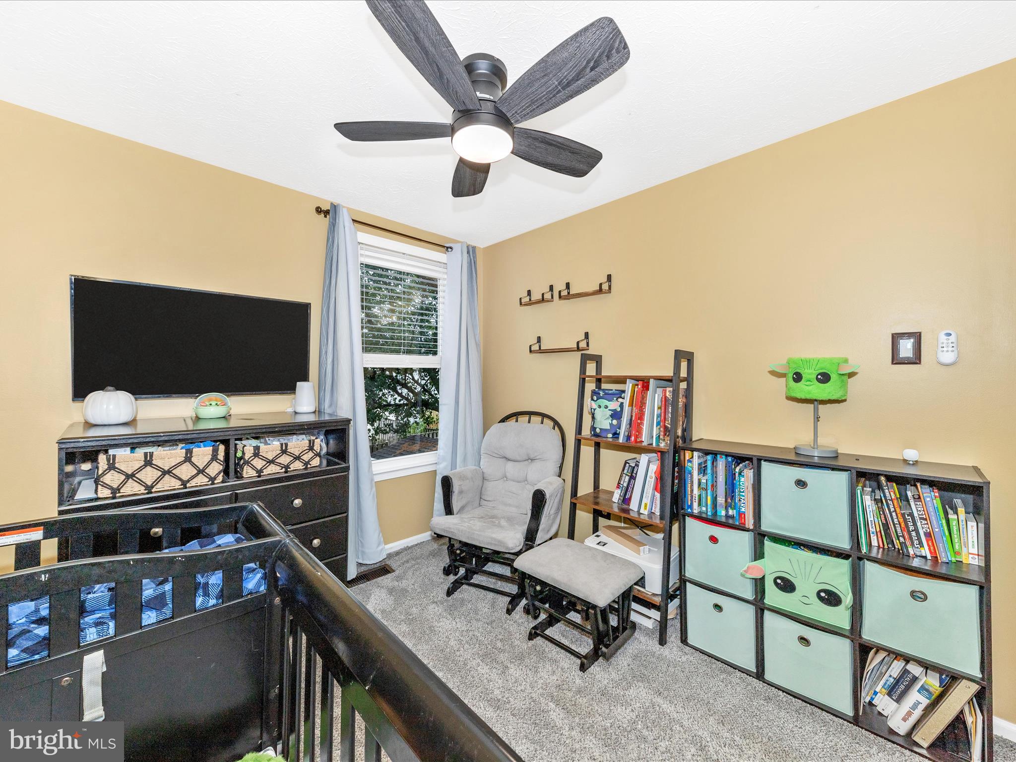 HILLCREST ORCHARDS - Residential