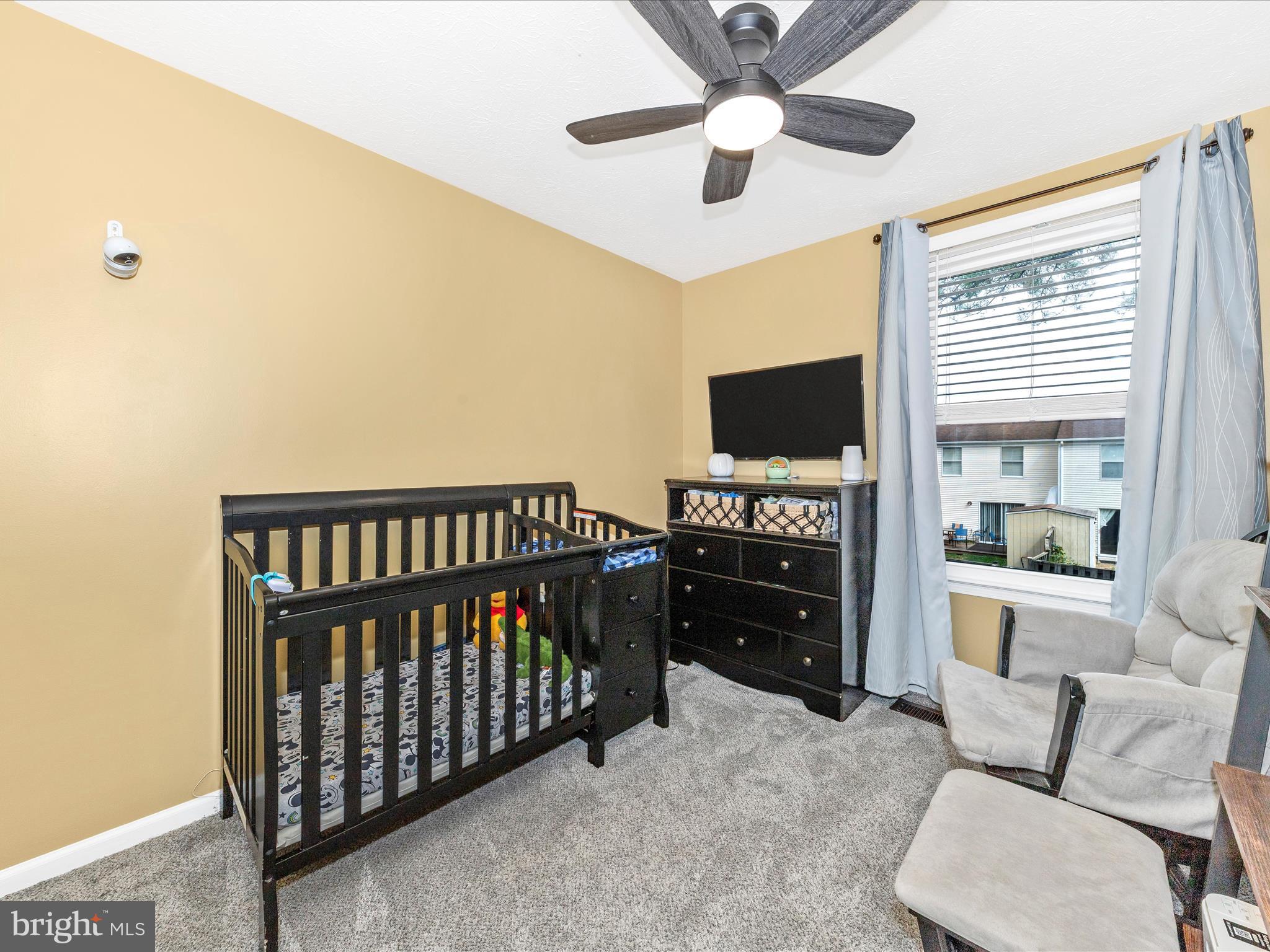 HILLCREST ORCHARDS - Residential