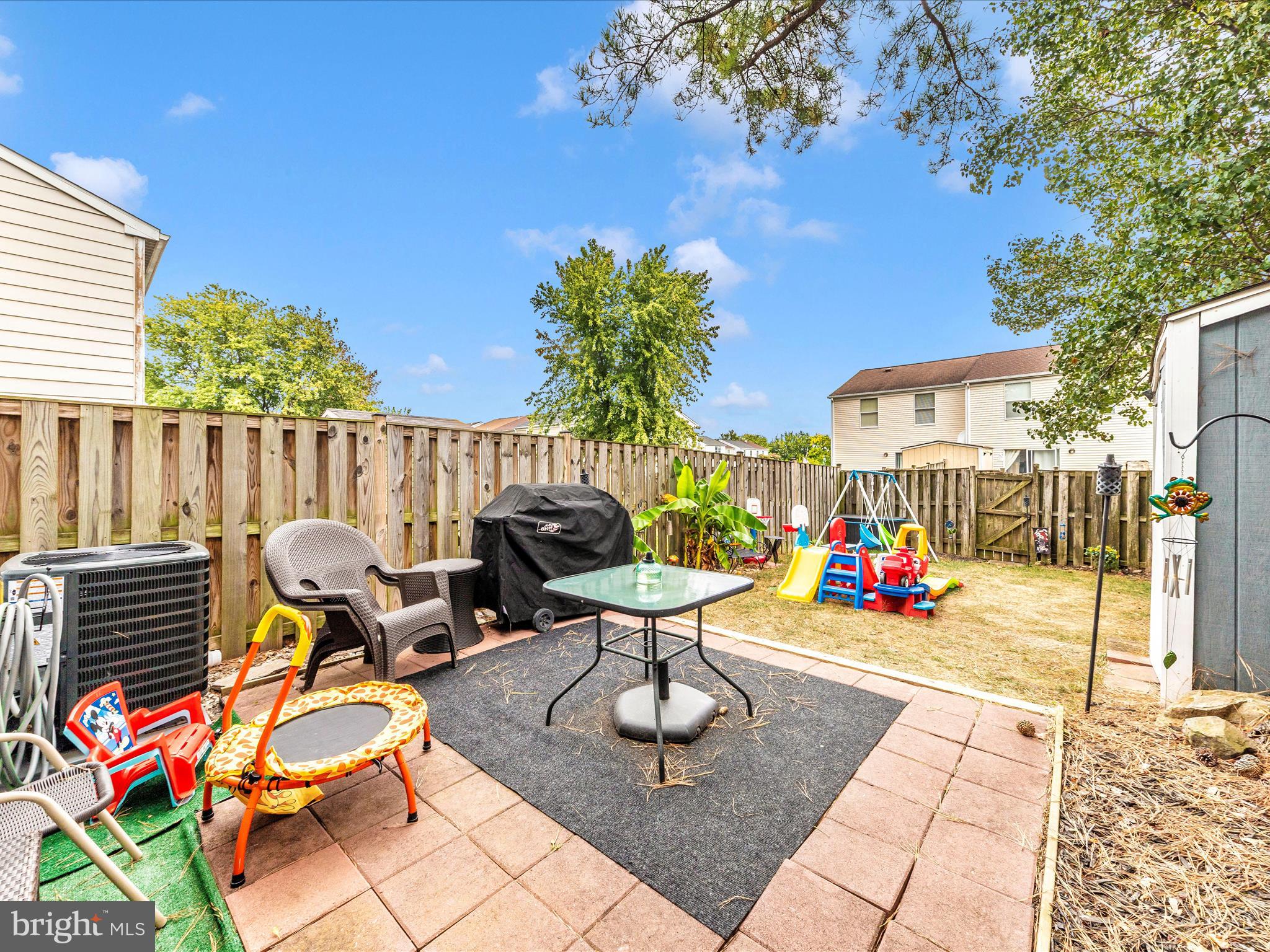 HILLCREST ORCHARDS - Residential