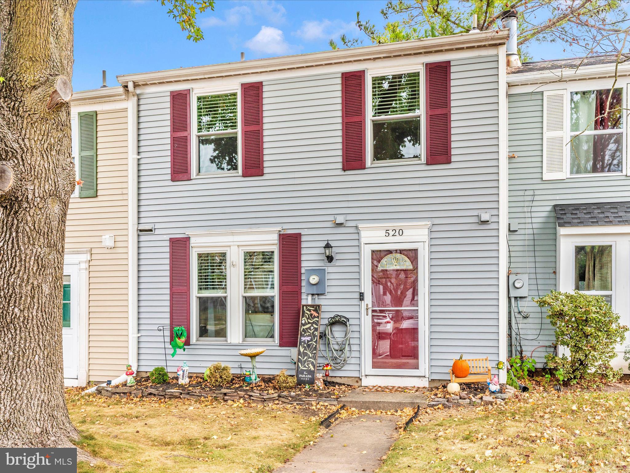 HILLCREST ORCHARDS - Residential