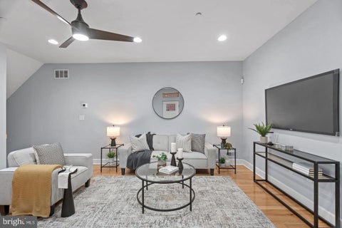 Condo For Sale - 1908 Poplar Street #A<br/> PHILADELPHIA, PA 19130