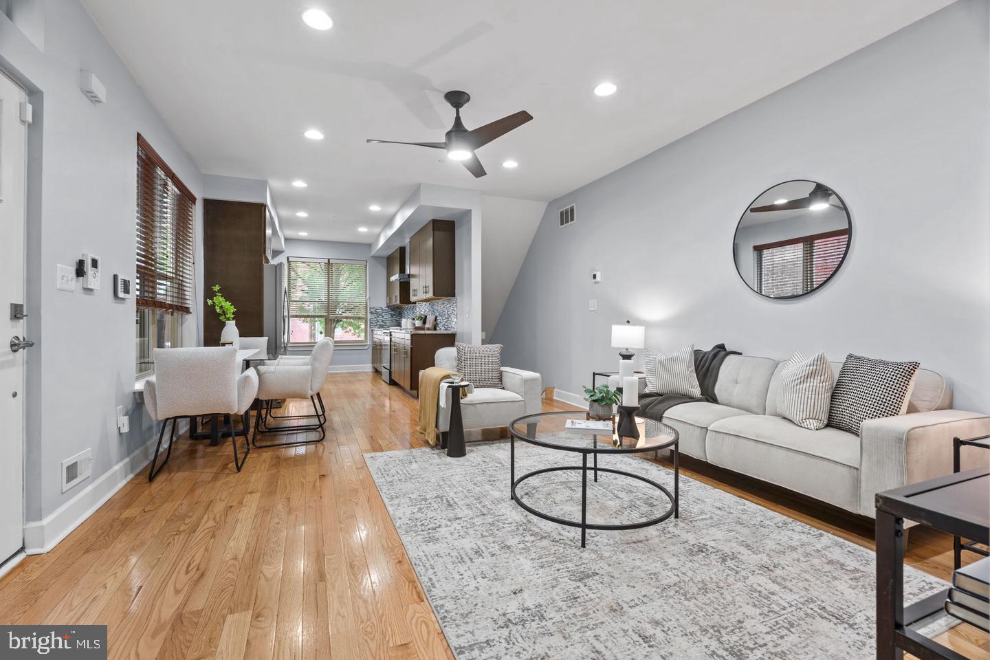 1908 POPLAR STREET A