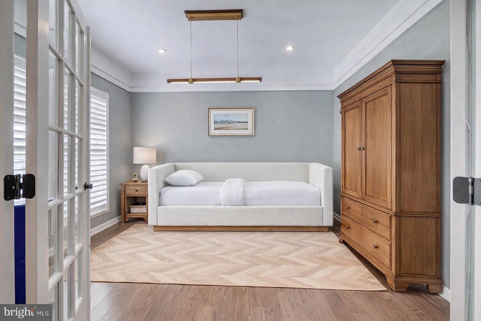 PENINSULA LAKES - Residential