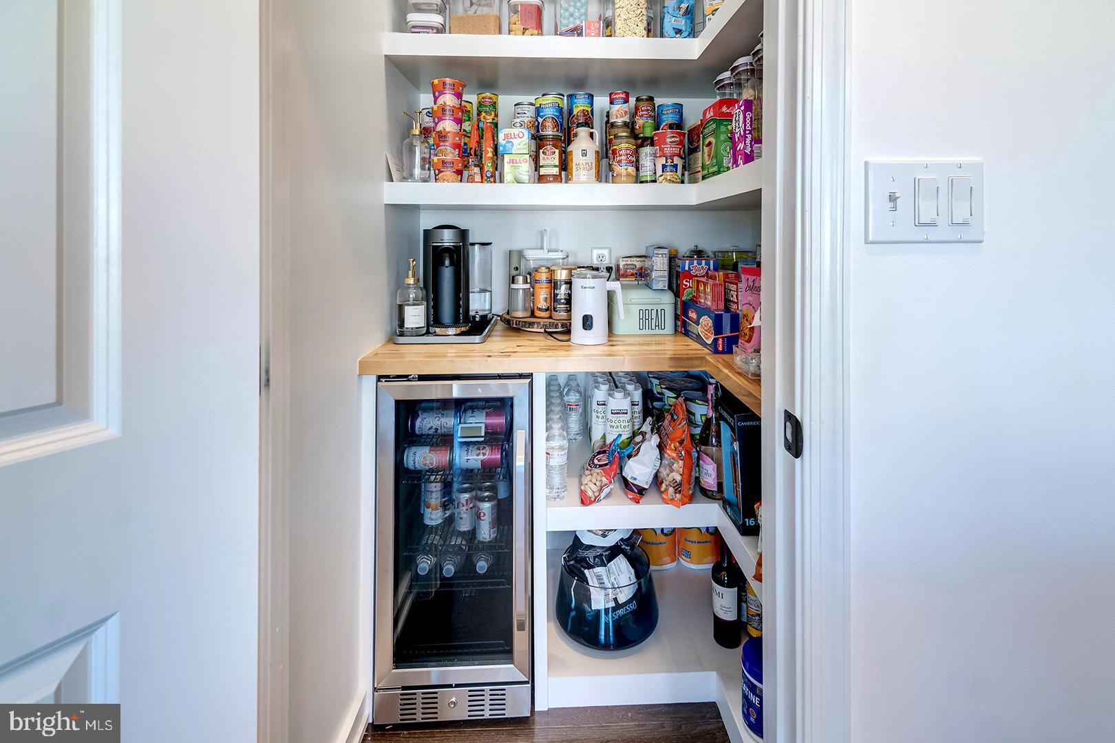 PENINSULA LAKES - Residential