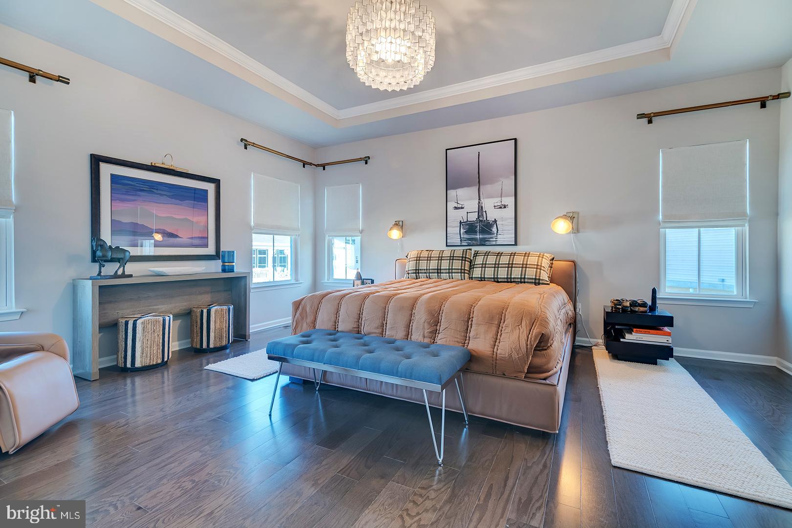 PENINSULA LAKES - Residential