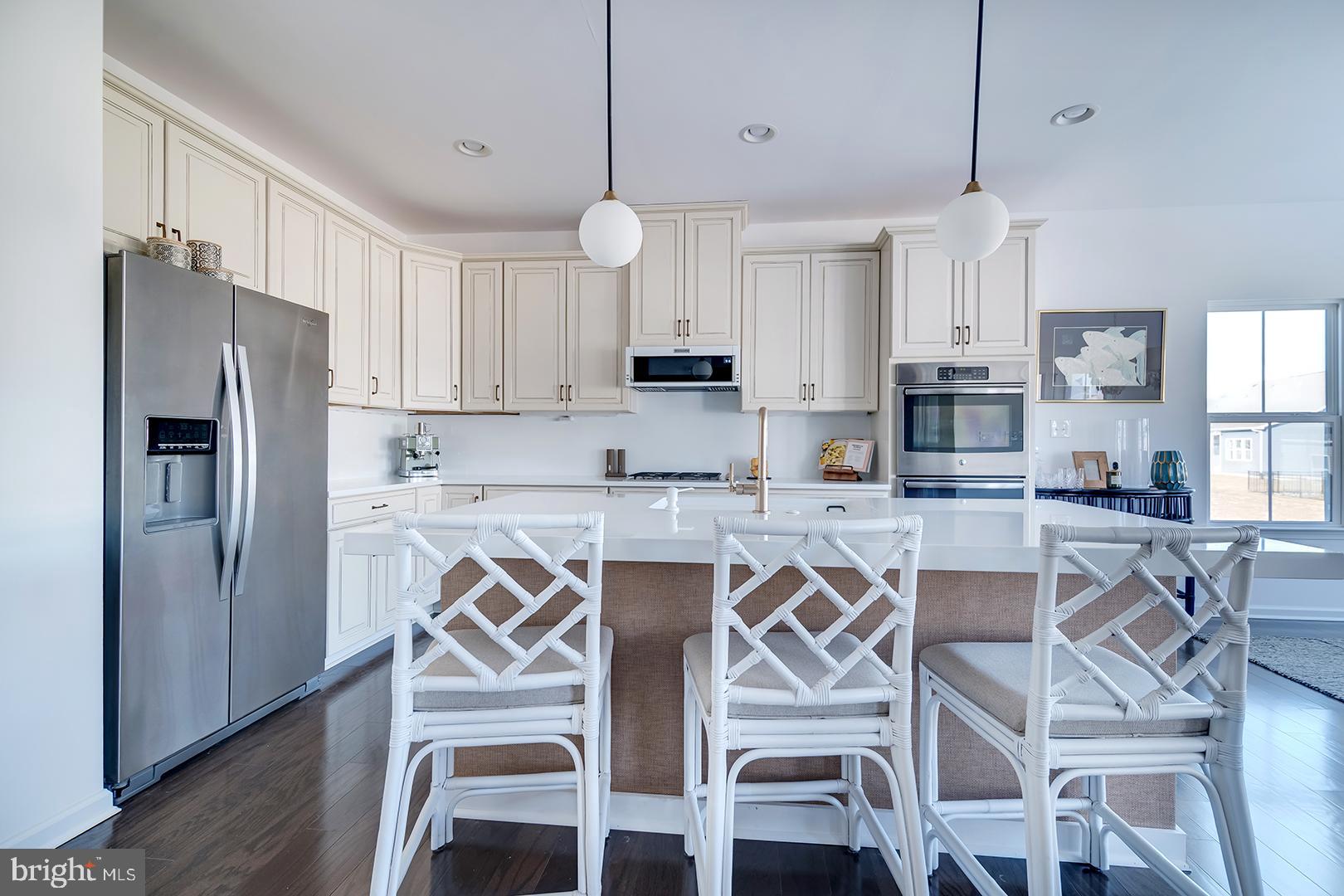 PENINSULA LAKES - Residential