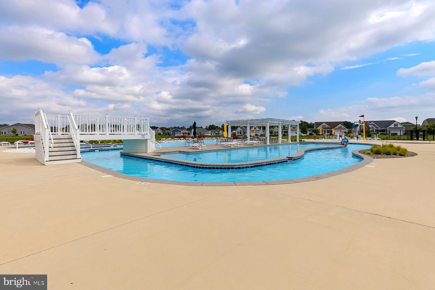 PENINSULA LAKES - Residential